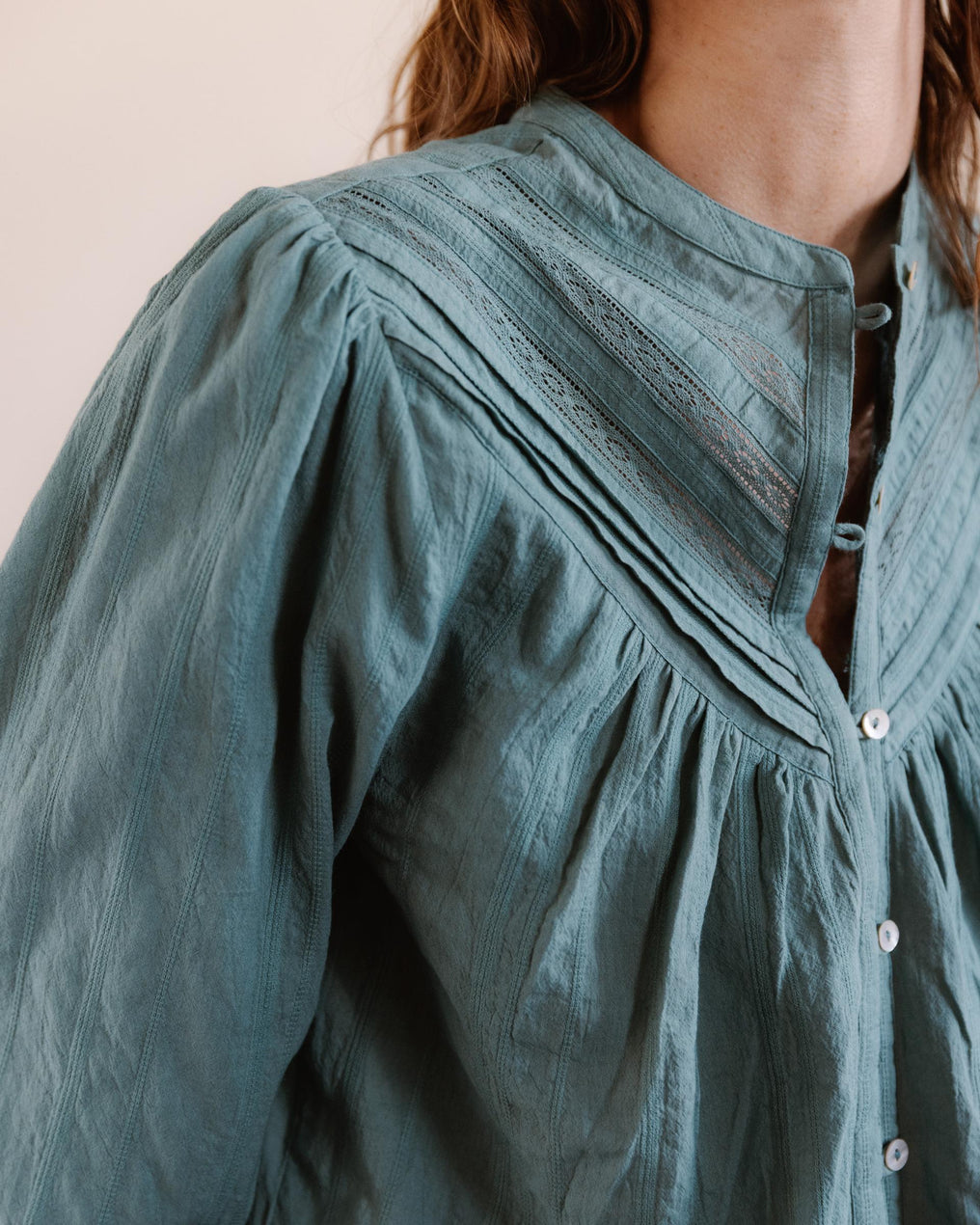 Blusa Tejido Rayas Puntillas Verde Agua