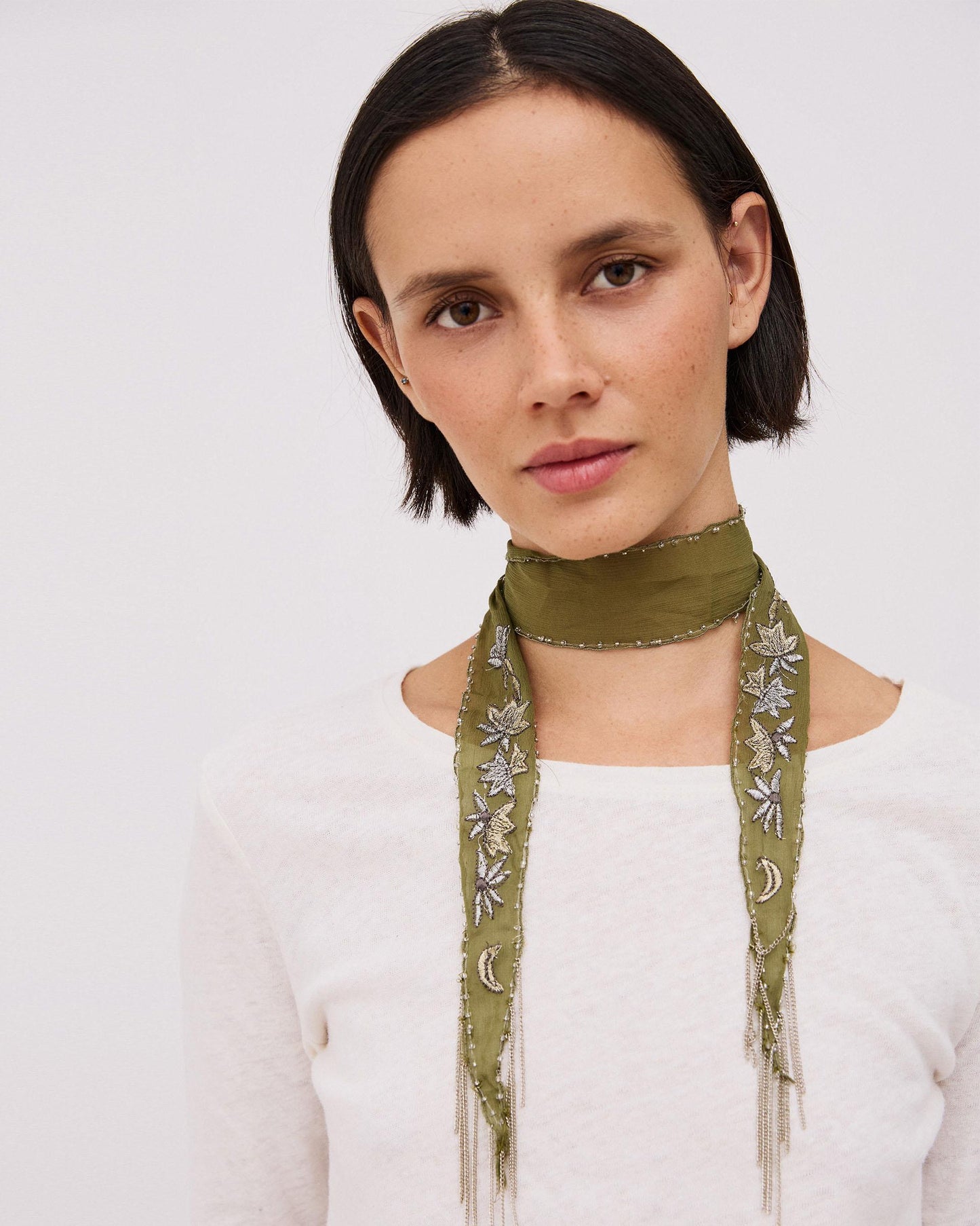 Collar Organza Bordados Verde