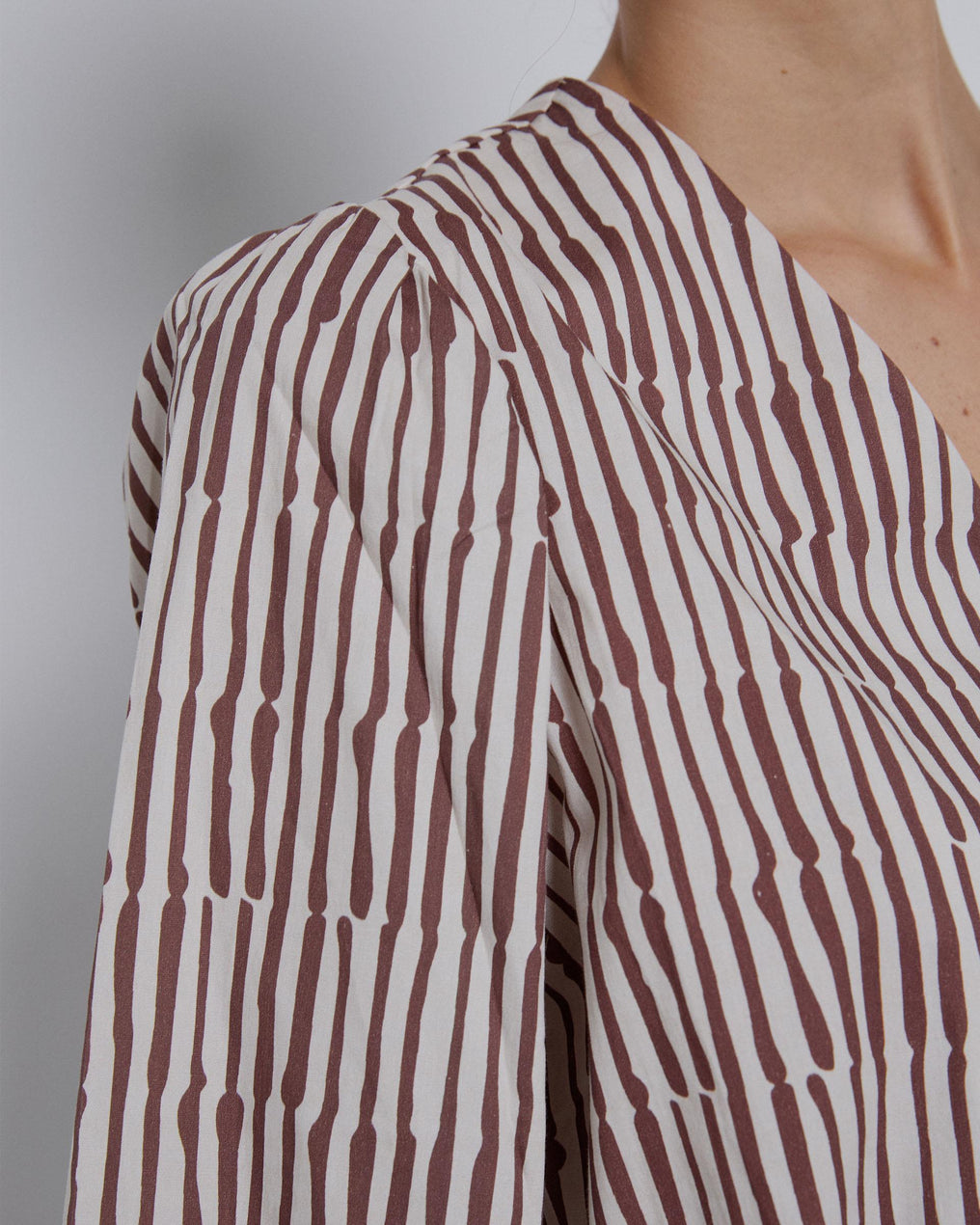 Vestido Fluido Botones Estampado Blanco