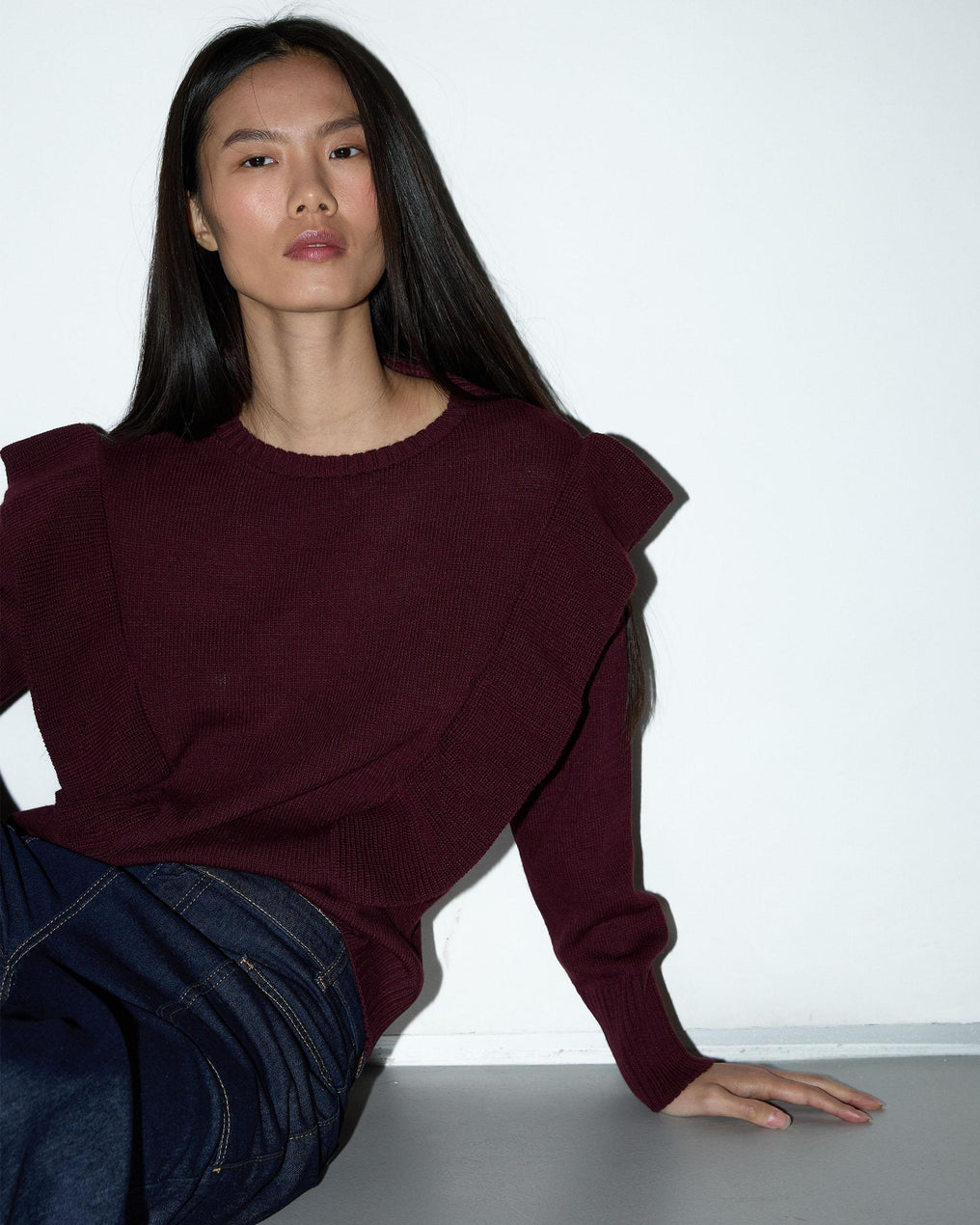 Camisola roxa com folhos laterais