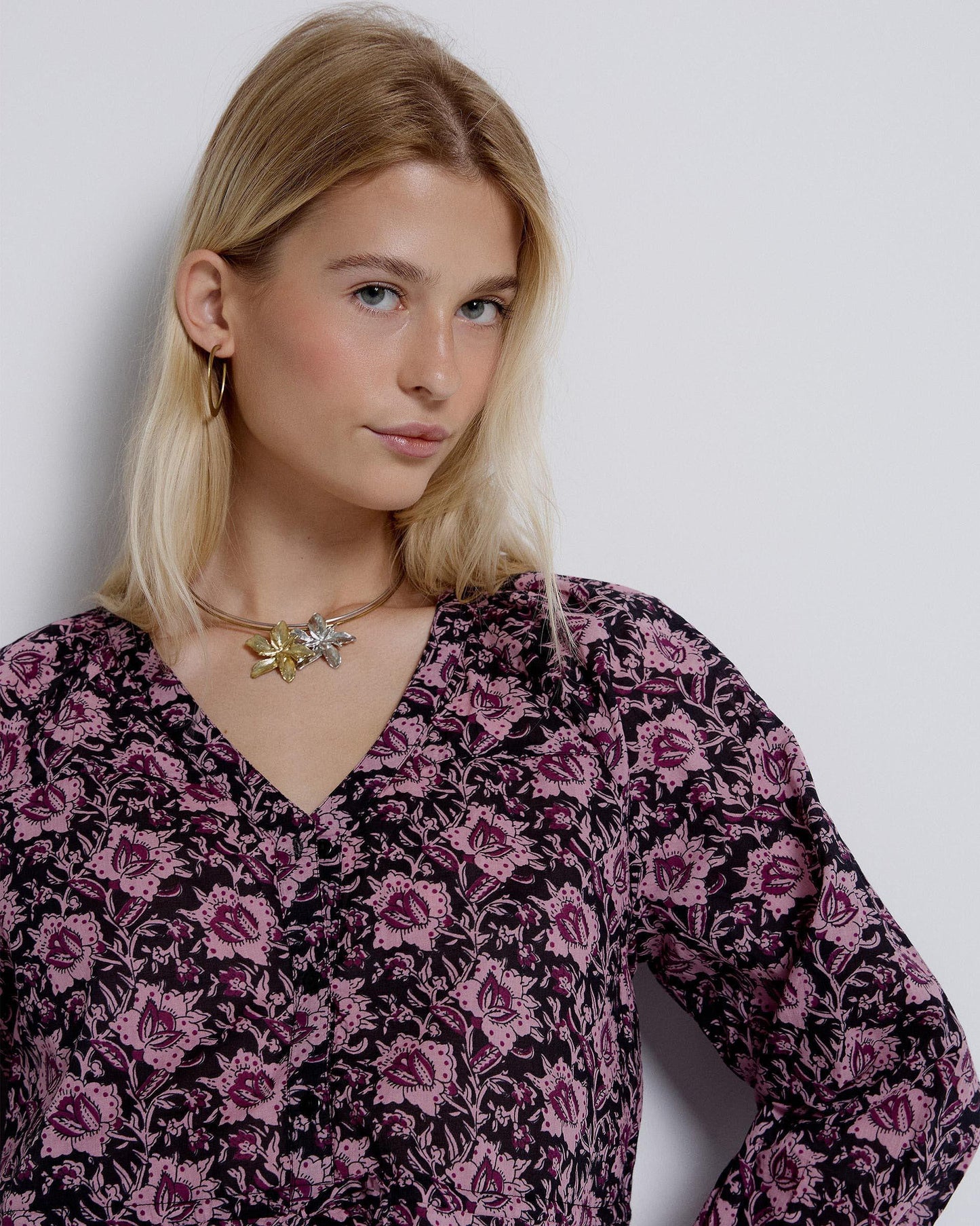 Blusa Estampado Flores Lazada Cintura Morado