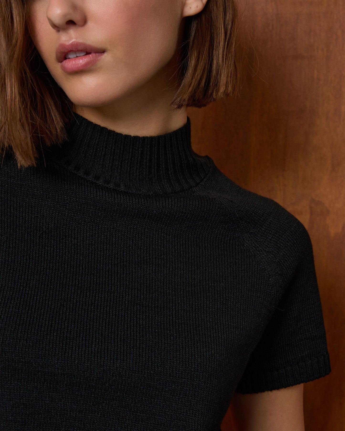 Top Punto Manga Corta Negro