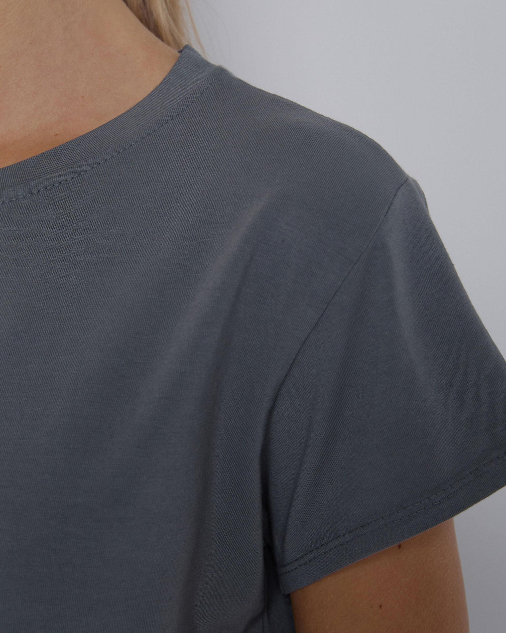 Camiseta Cuello Redondo Antracita