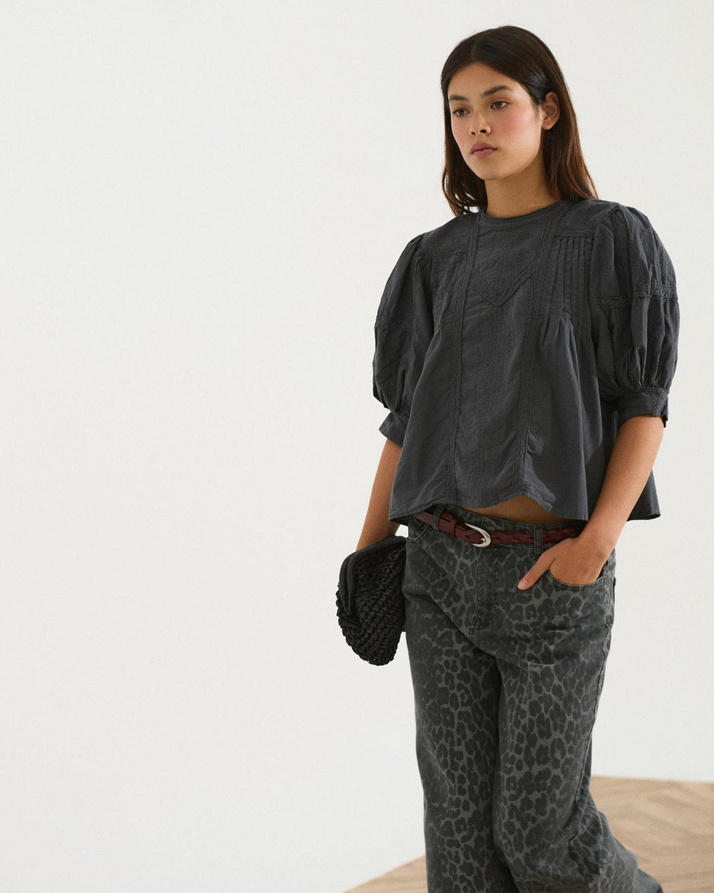 Blusa Manga Francesa Puntillas Jaretas Antracita