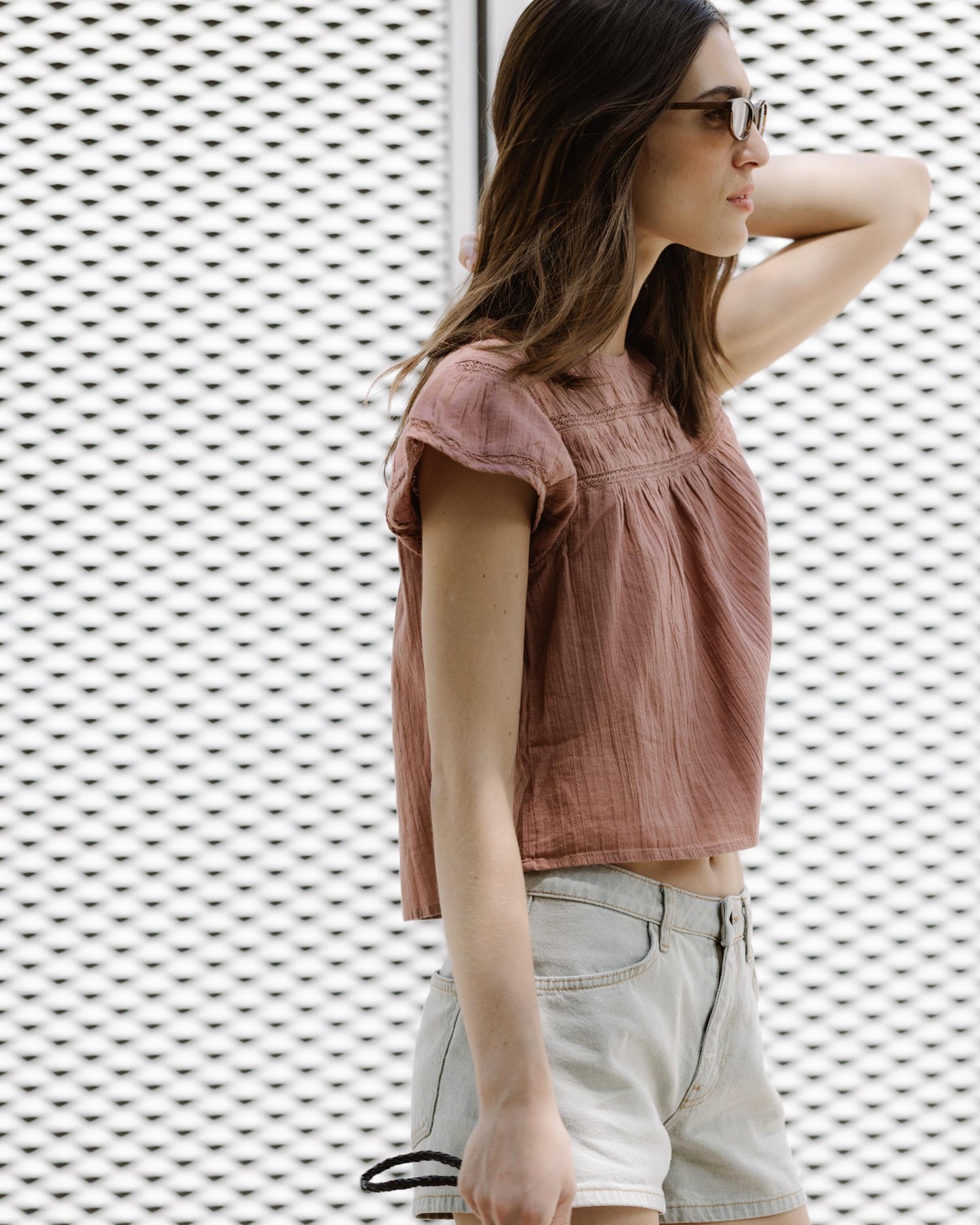Blouse Manche Courte Dentelles Avant Rose Poudré