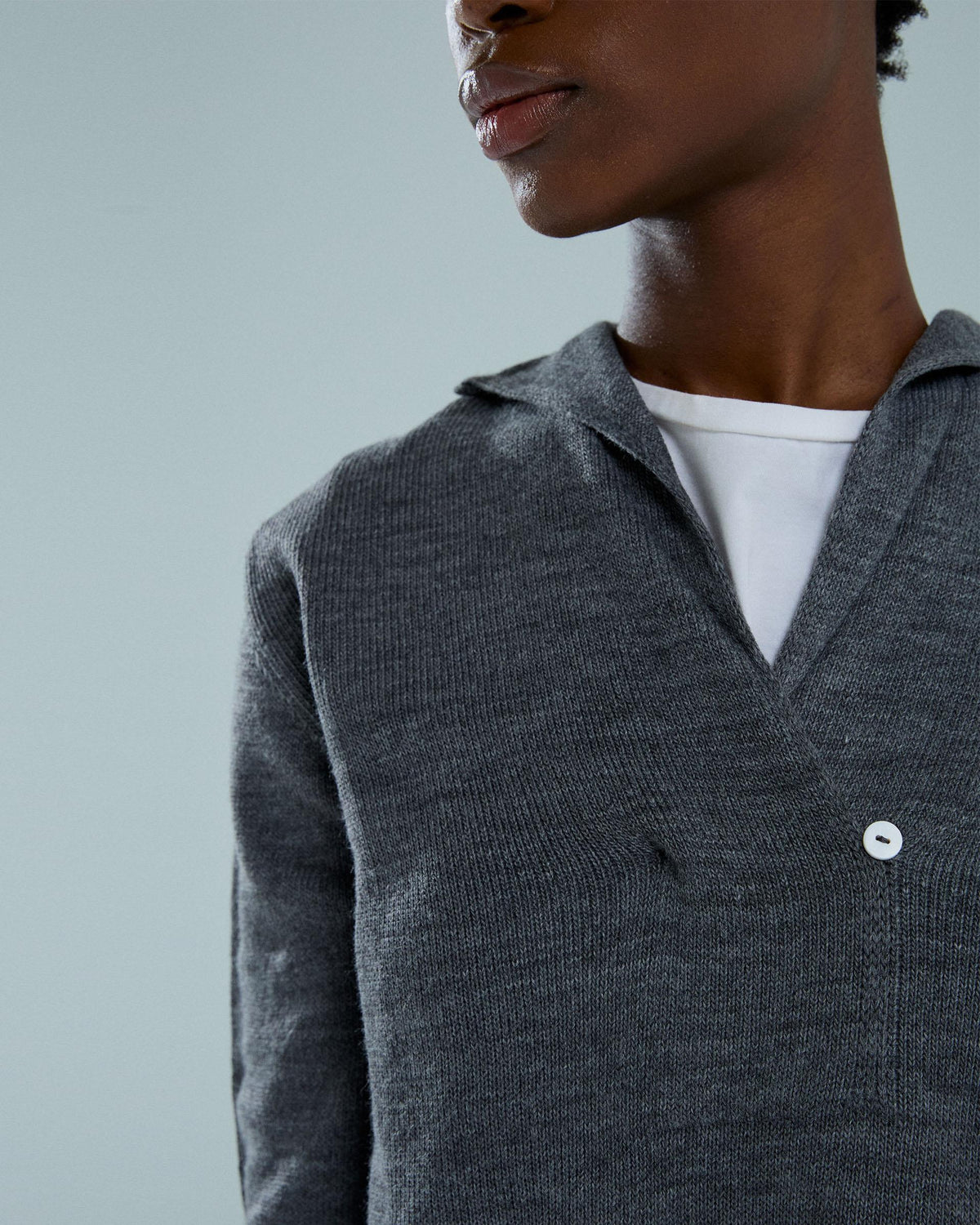 Jersey Cuello Polo Botón Gris