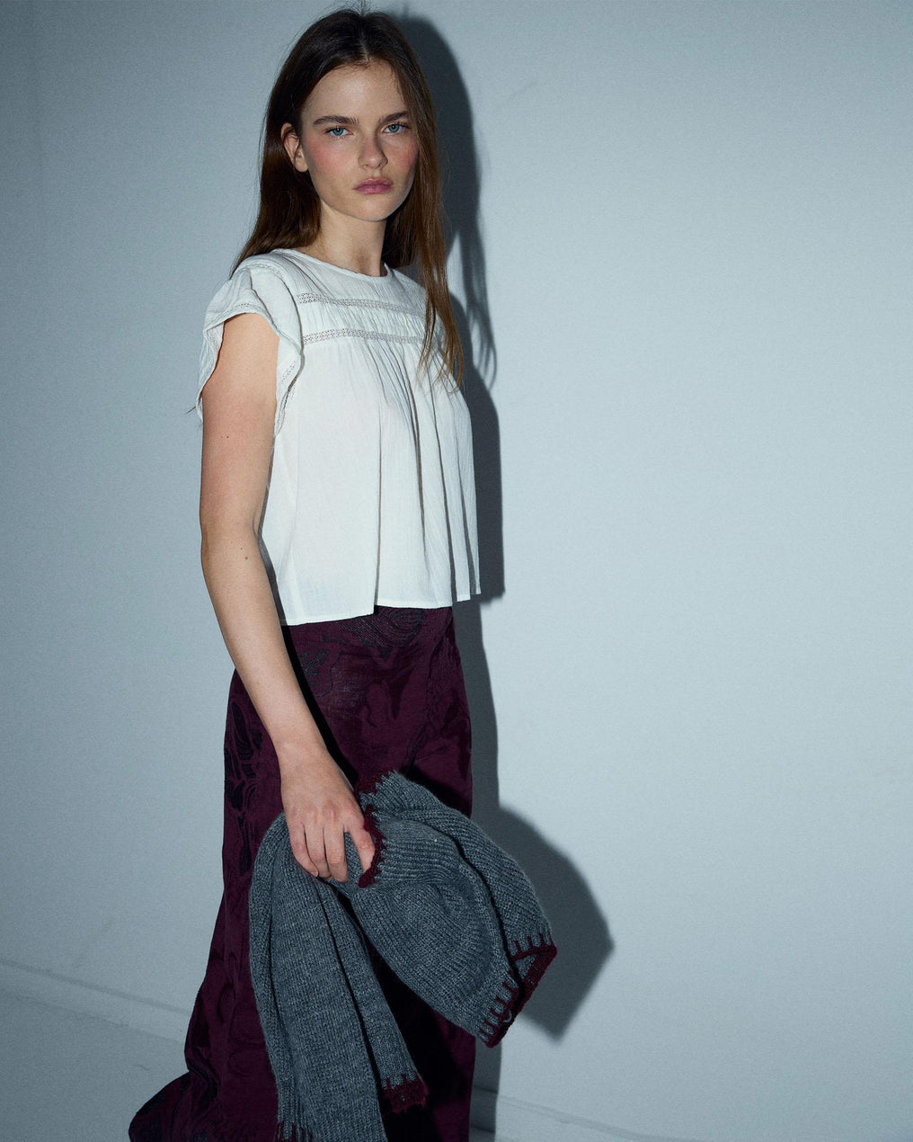 Blusa Manga Curta Rendas Frontal Branca