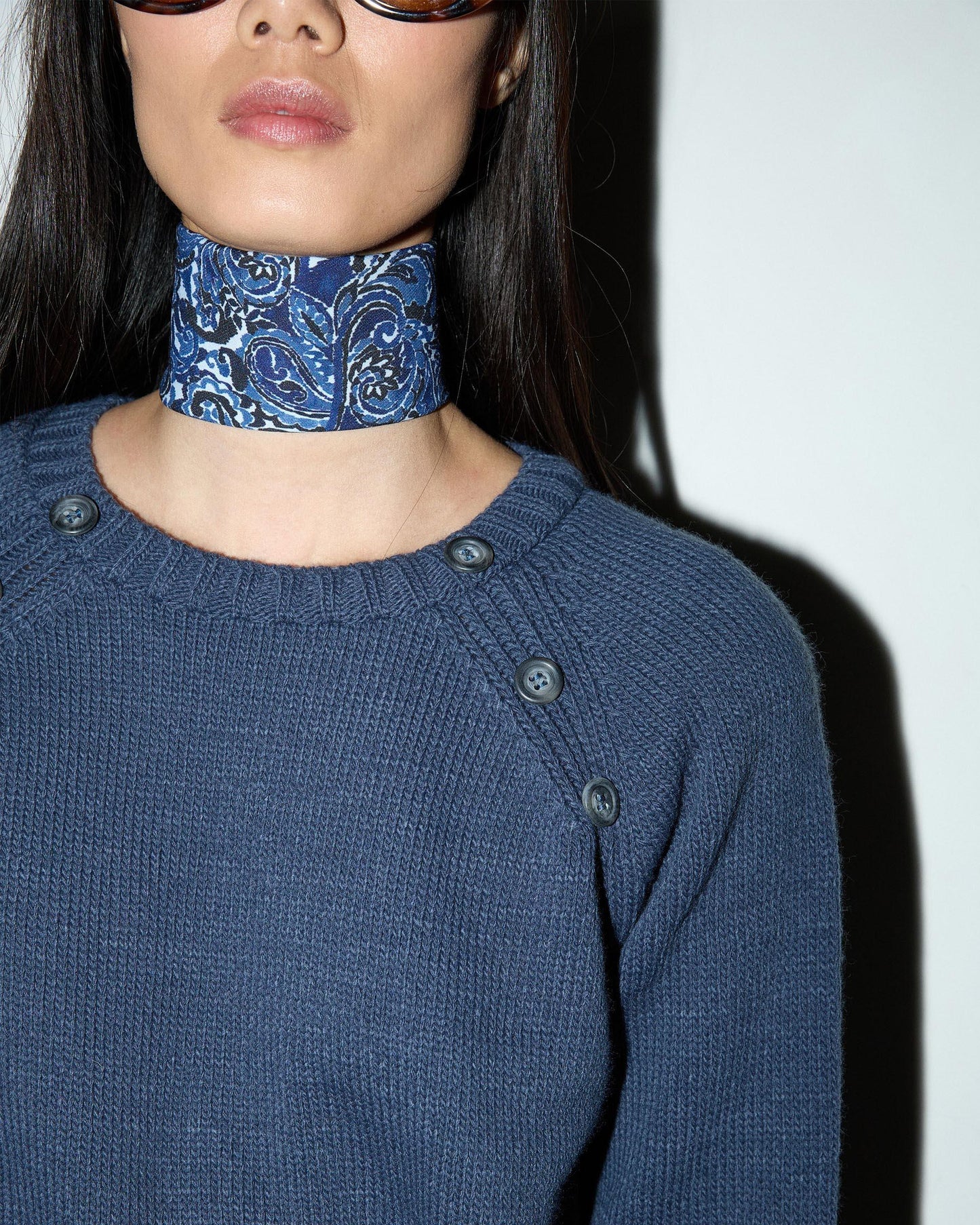 Jersey Cuello Redondo Botónes Azul