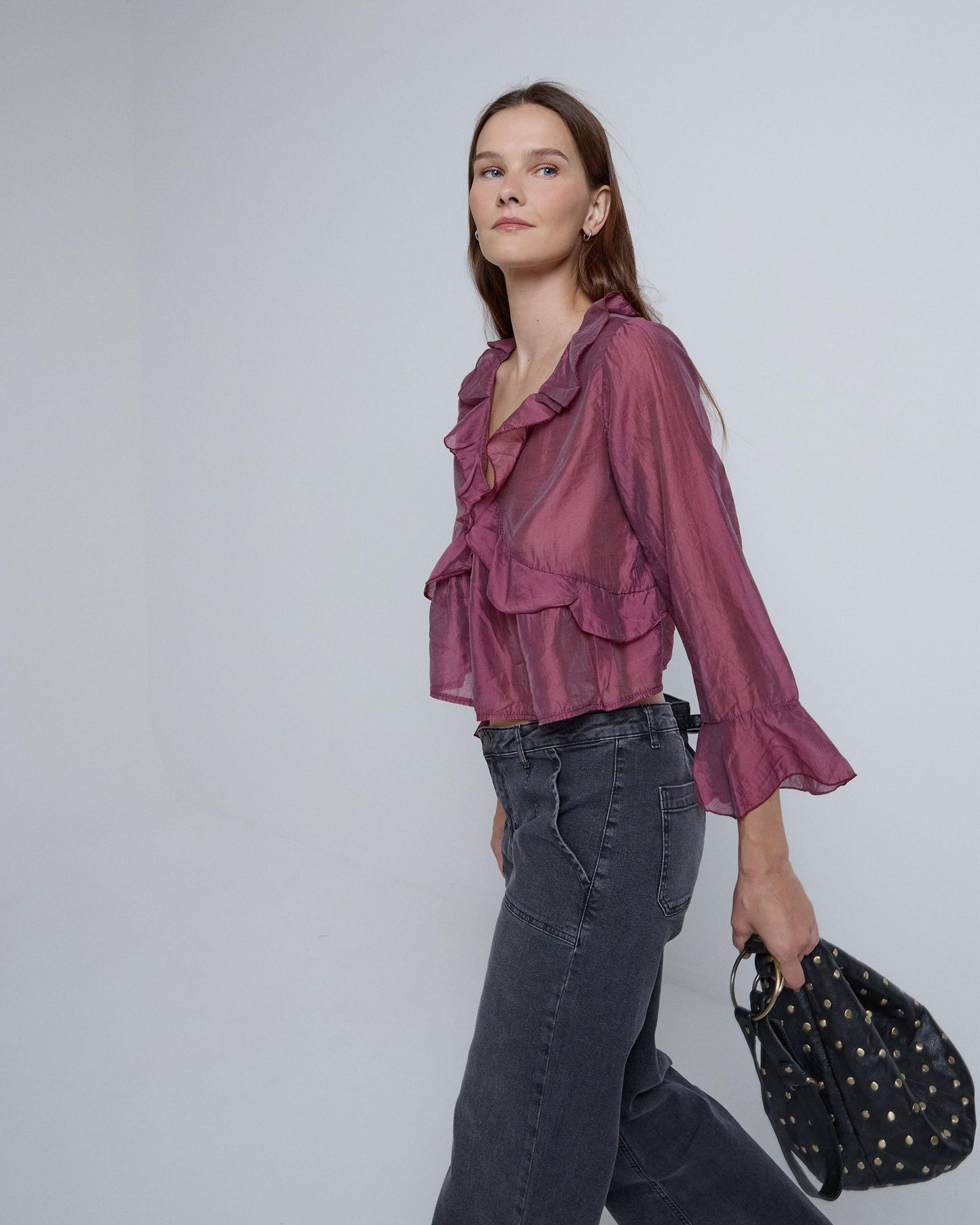 Blusa roxa com folhos cruzados