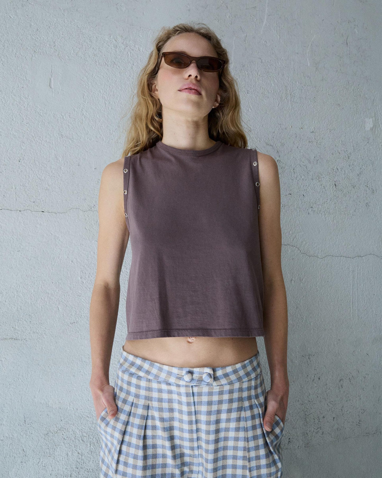 T-shirt sans Manches Eyelets Marron