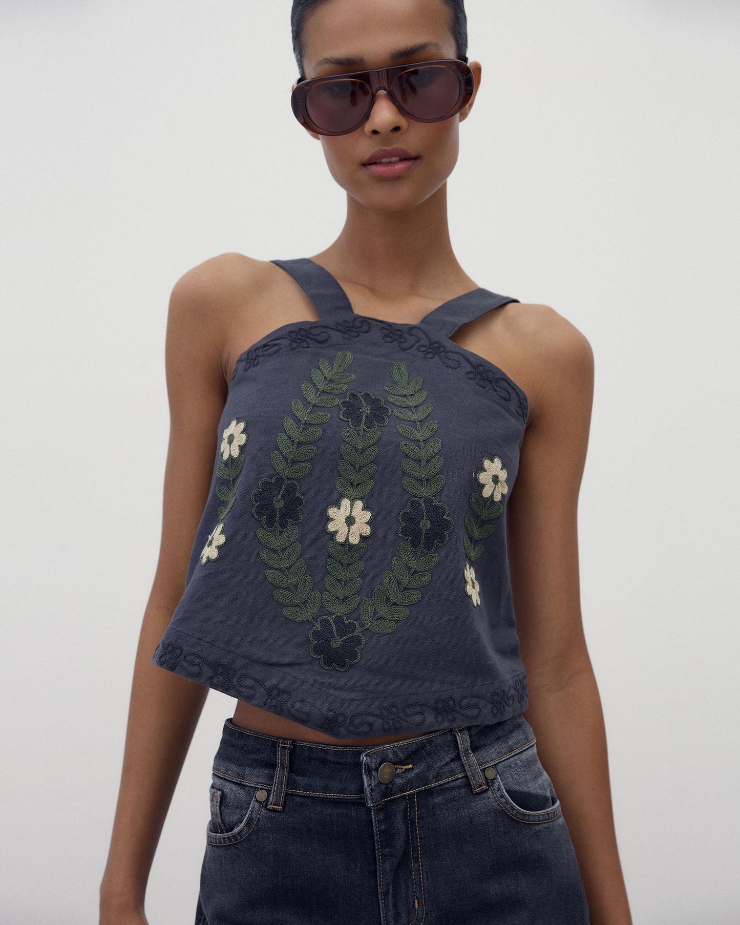 Top Halter Canvas Bordados Antracita