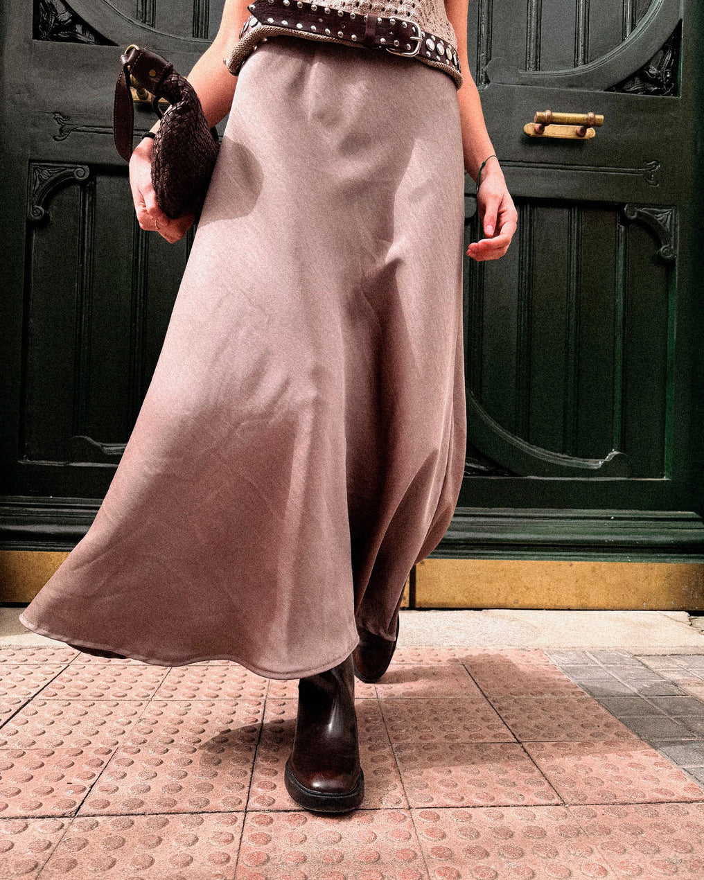 Saia Fluida Acetinada Toupe