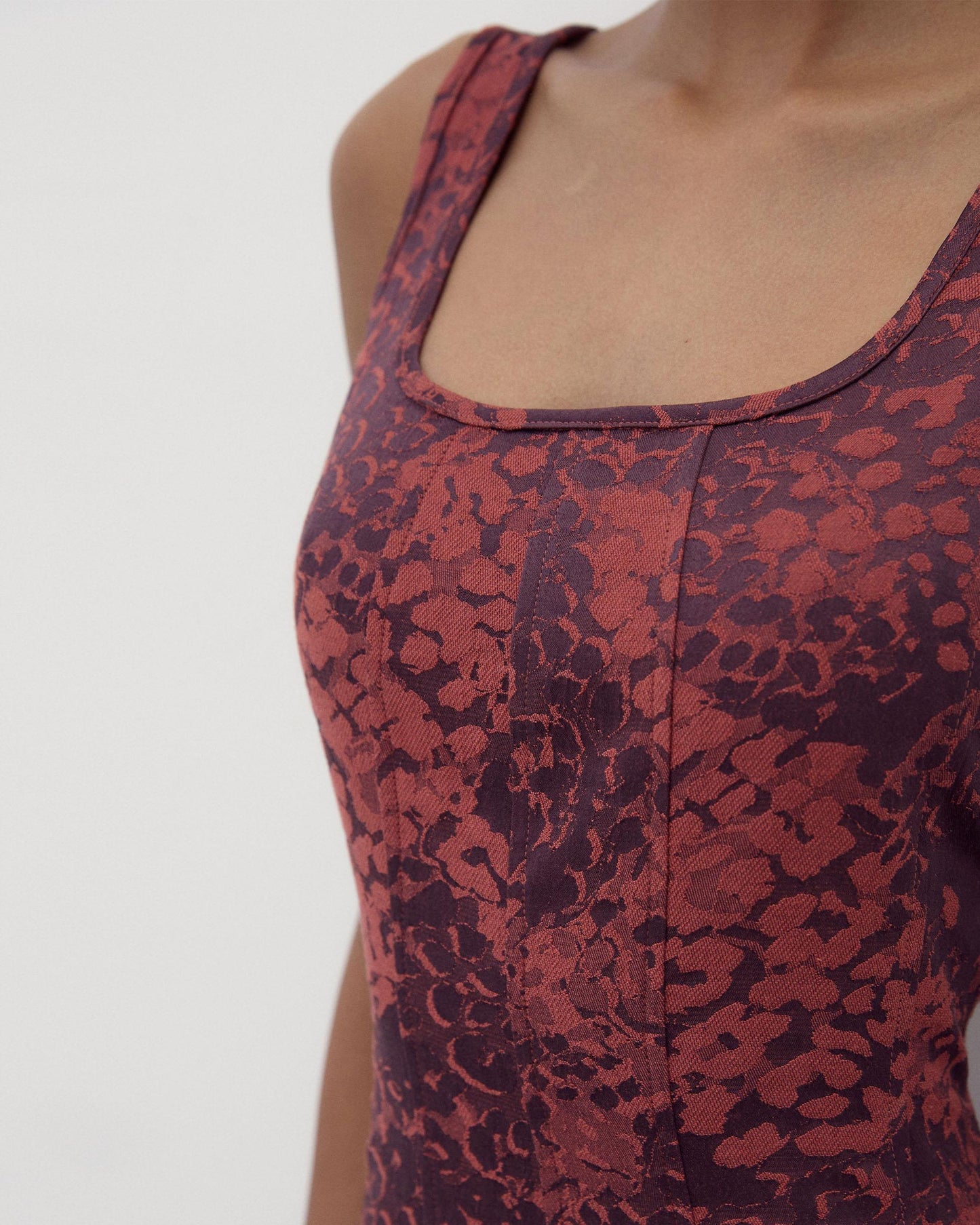 Vestido Alças Nervuras Jacquard Grená