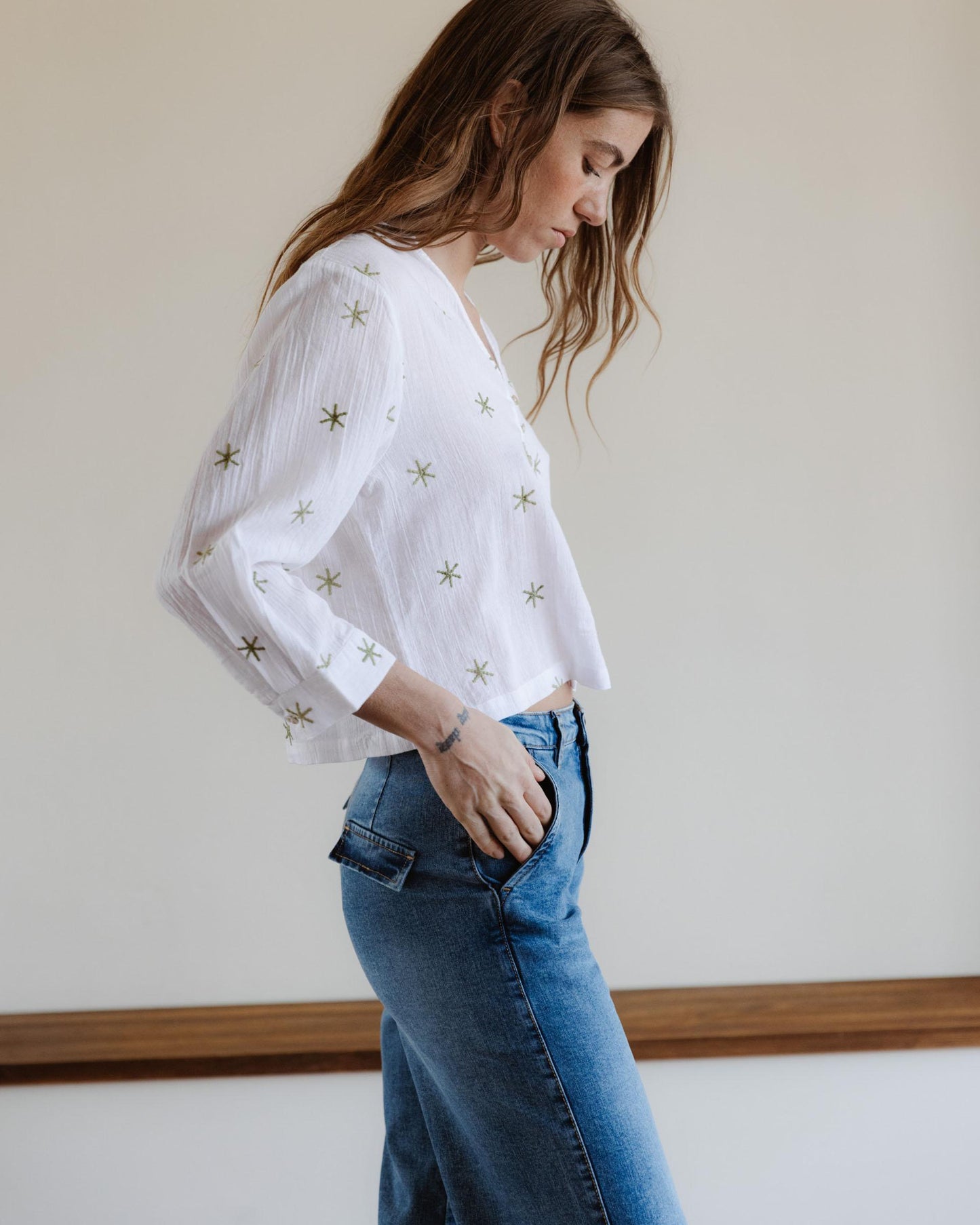 Blusa Bordados Soles Blanca