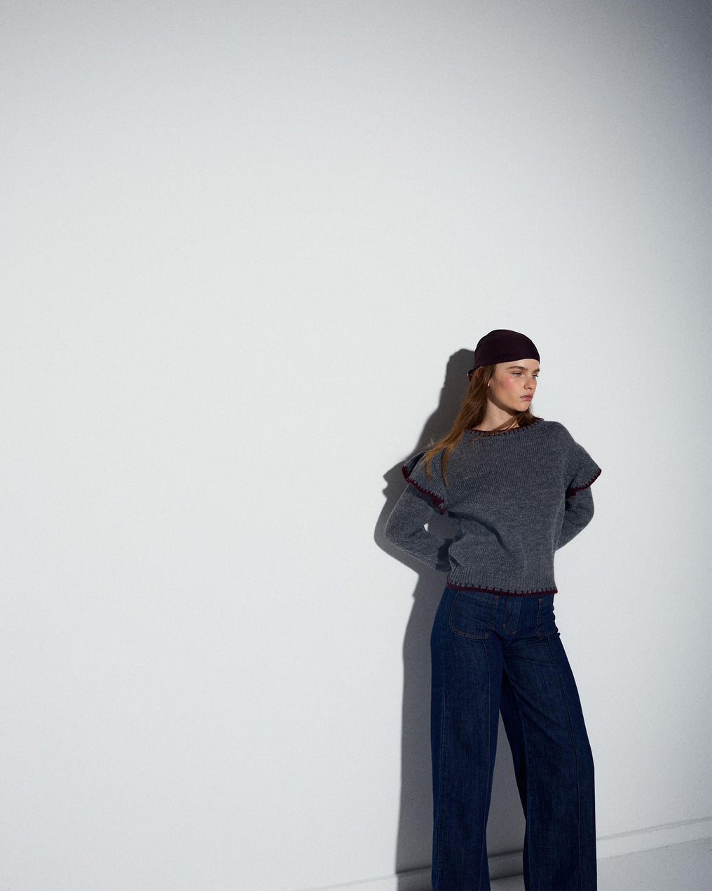 Jersey Volantes Laterales Pespuntes Gris