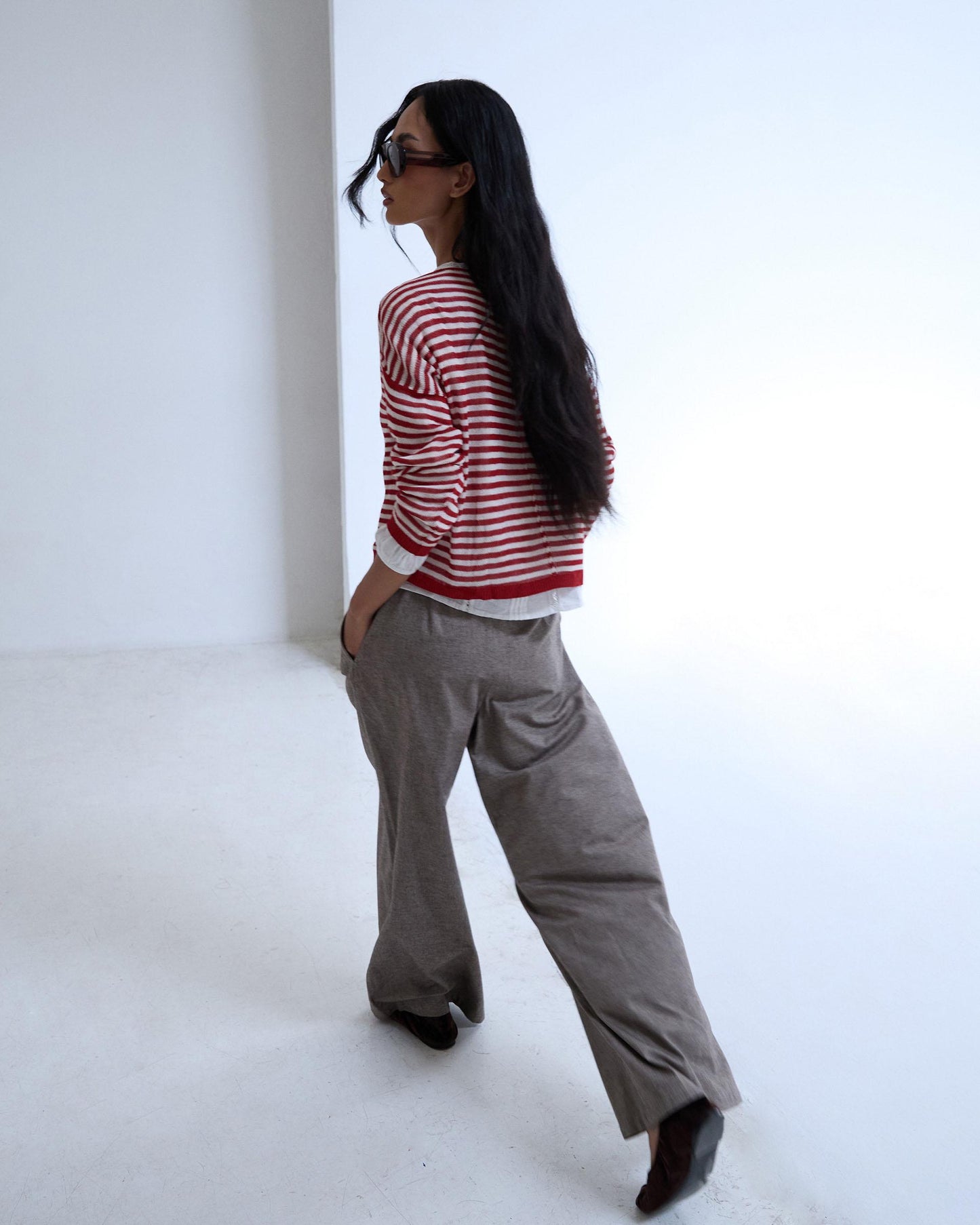 Pantalón Triple Pinza Espiga Taupe