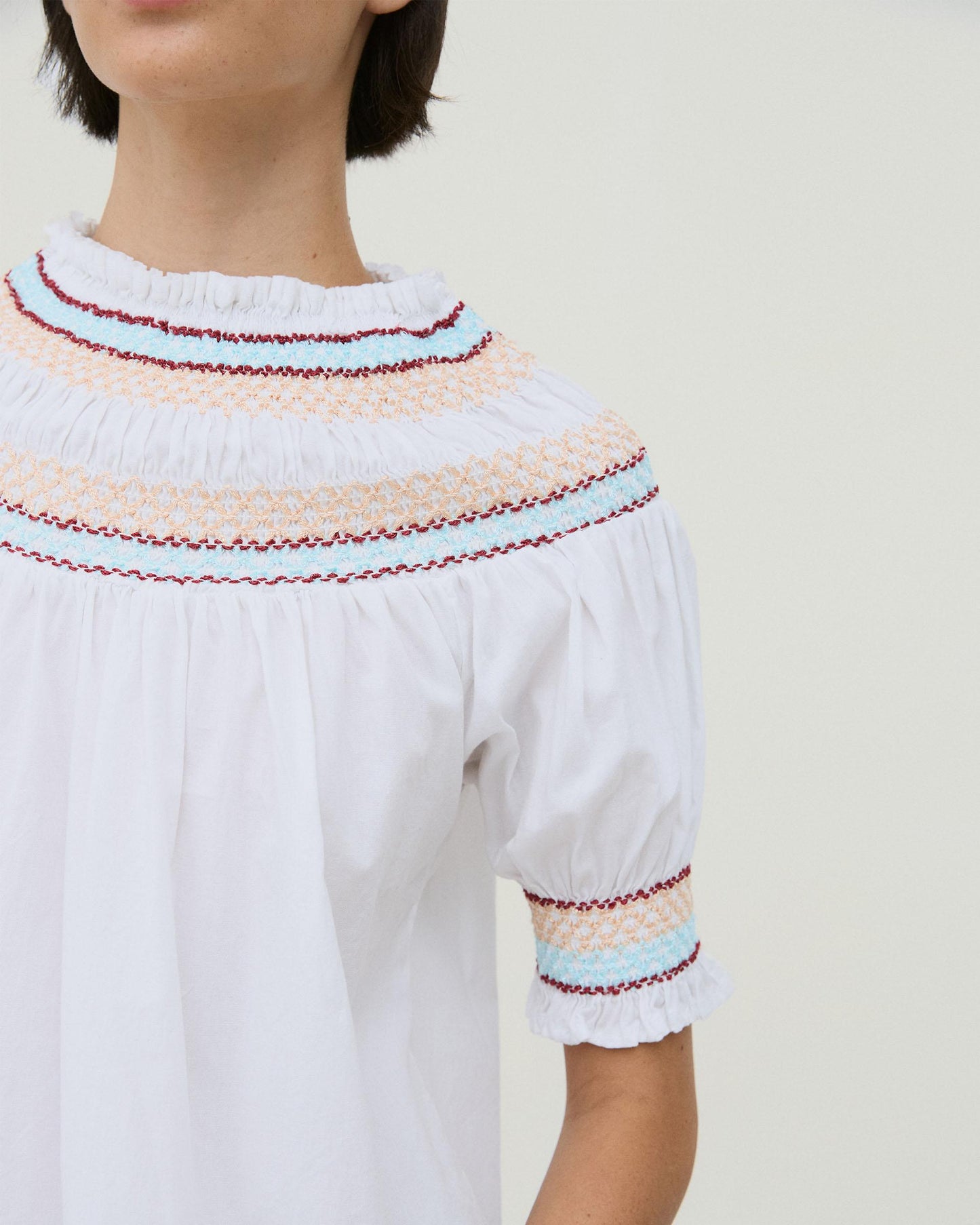 Blusa Gomas Bordados Blanca