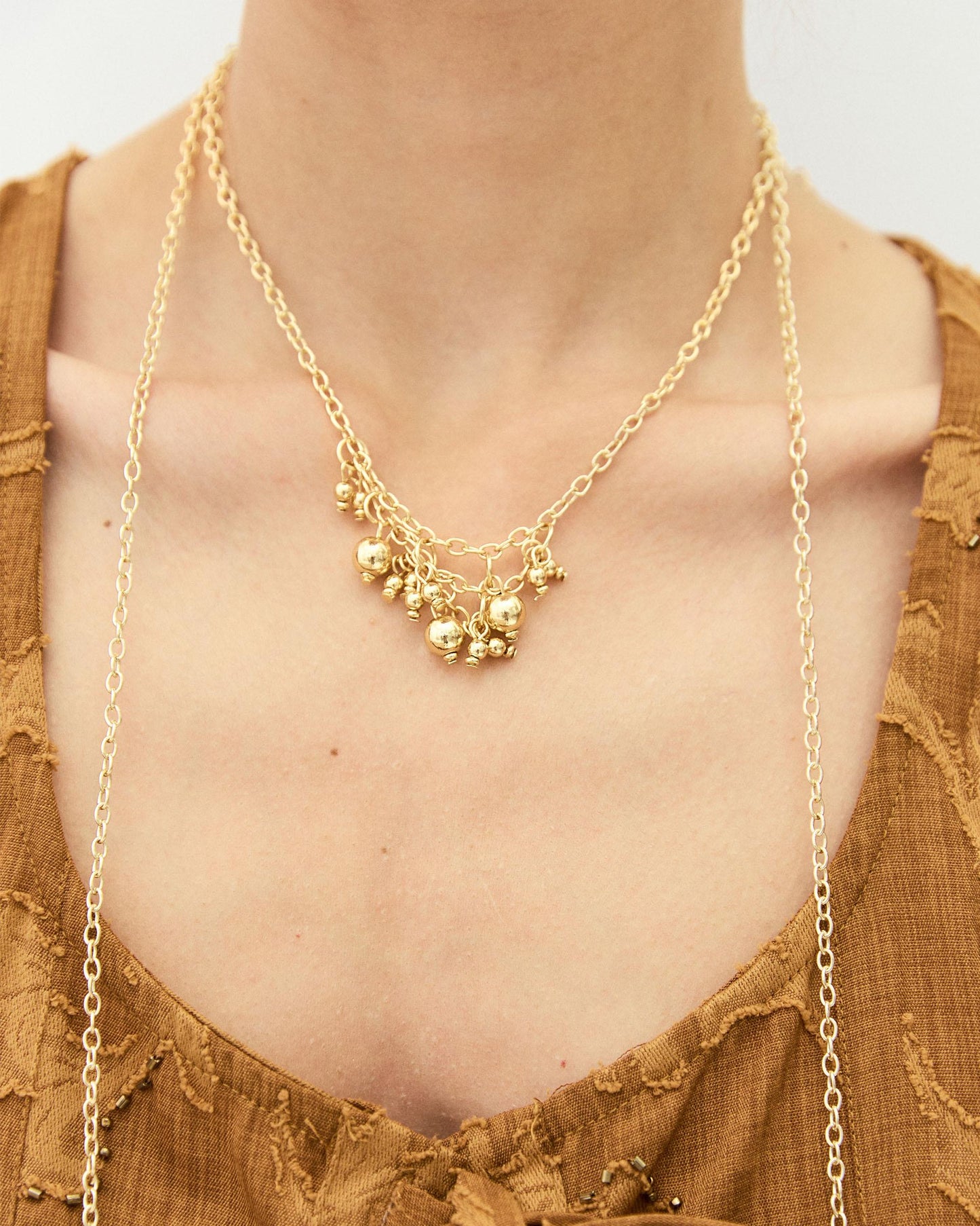 Colar Écharpe com Bolinhas Dourado