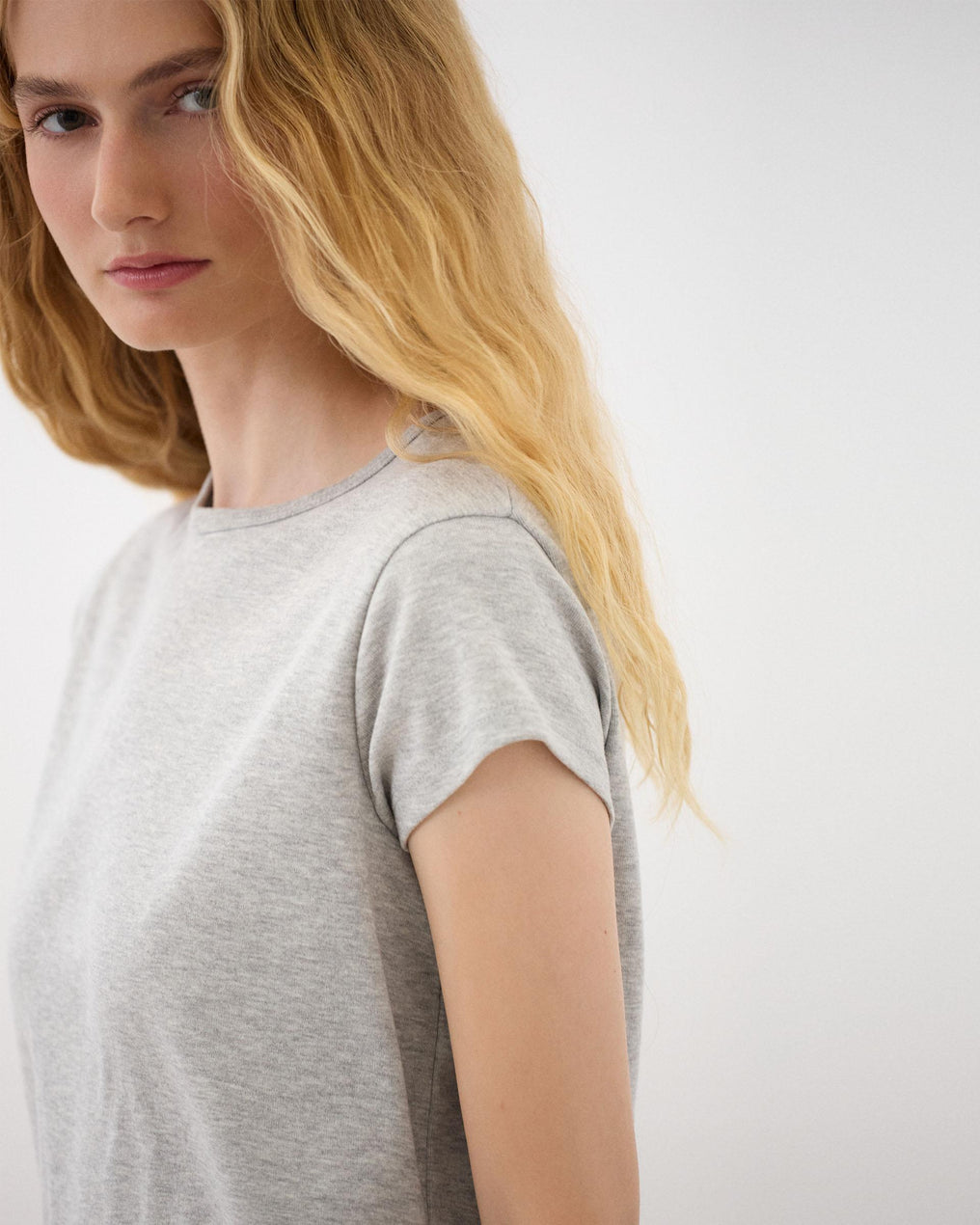Camiseta Básica Manga Corta Gris