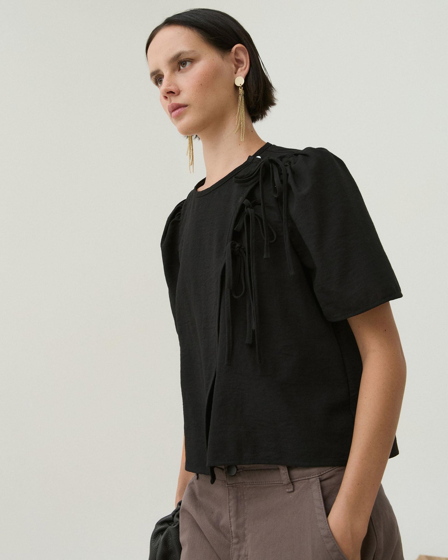 Blusa Lazadas Manga Abullonada Negro