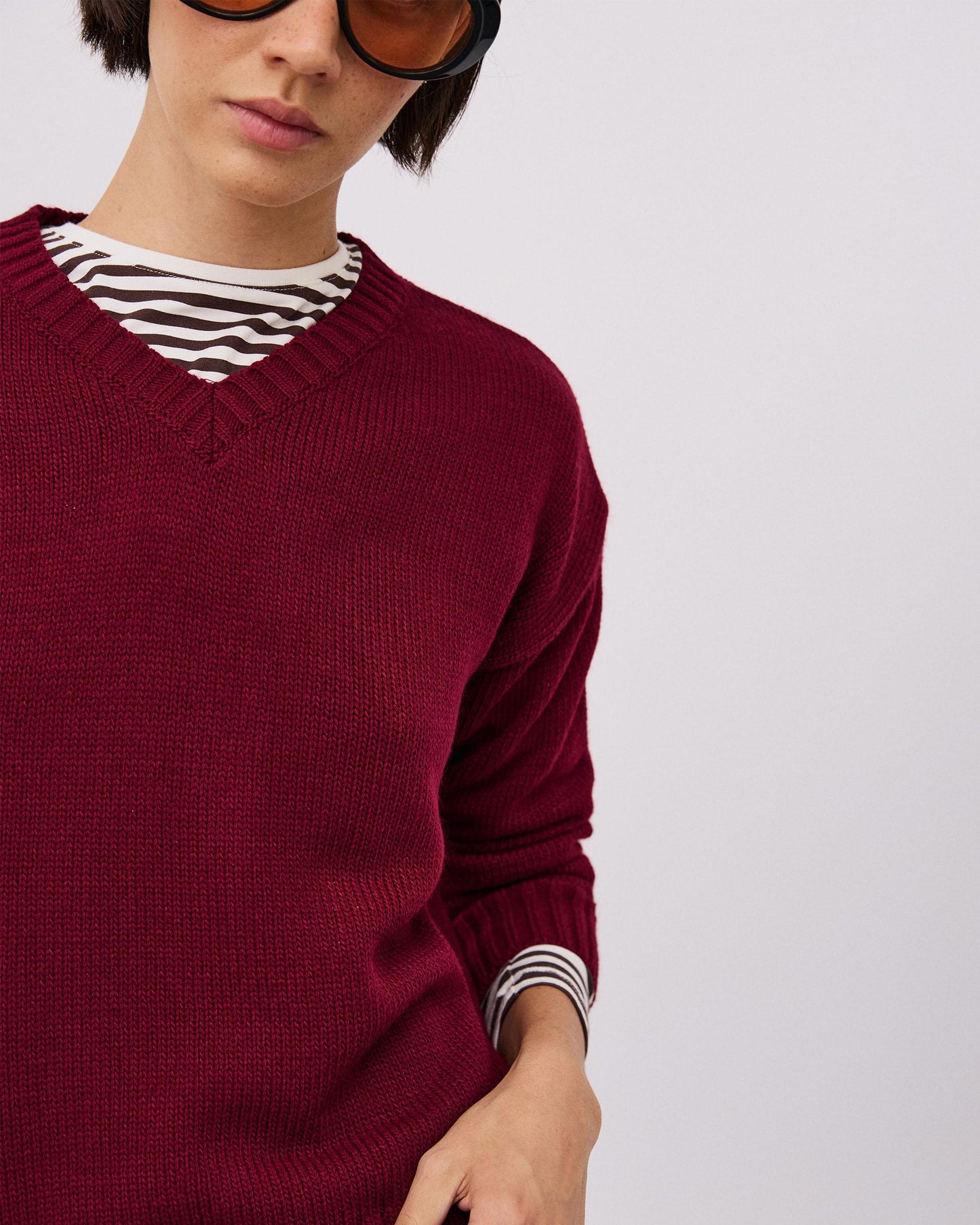 Jersey Cuello Pico Rib Granate