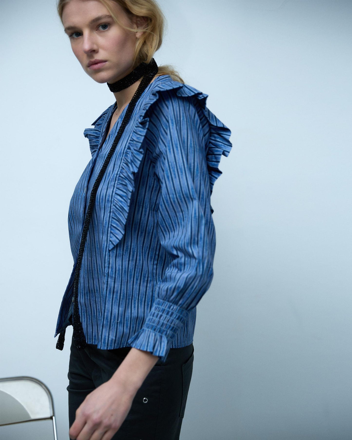 Blusa Volantes Estampado Etnico Azul