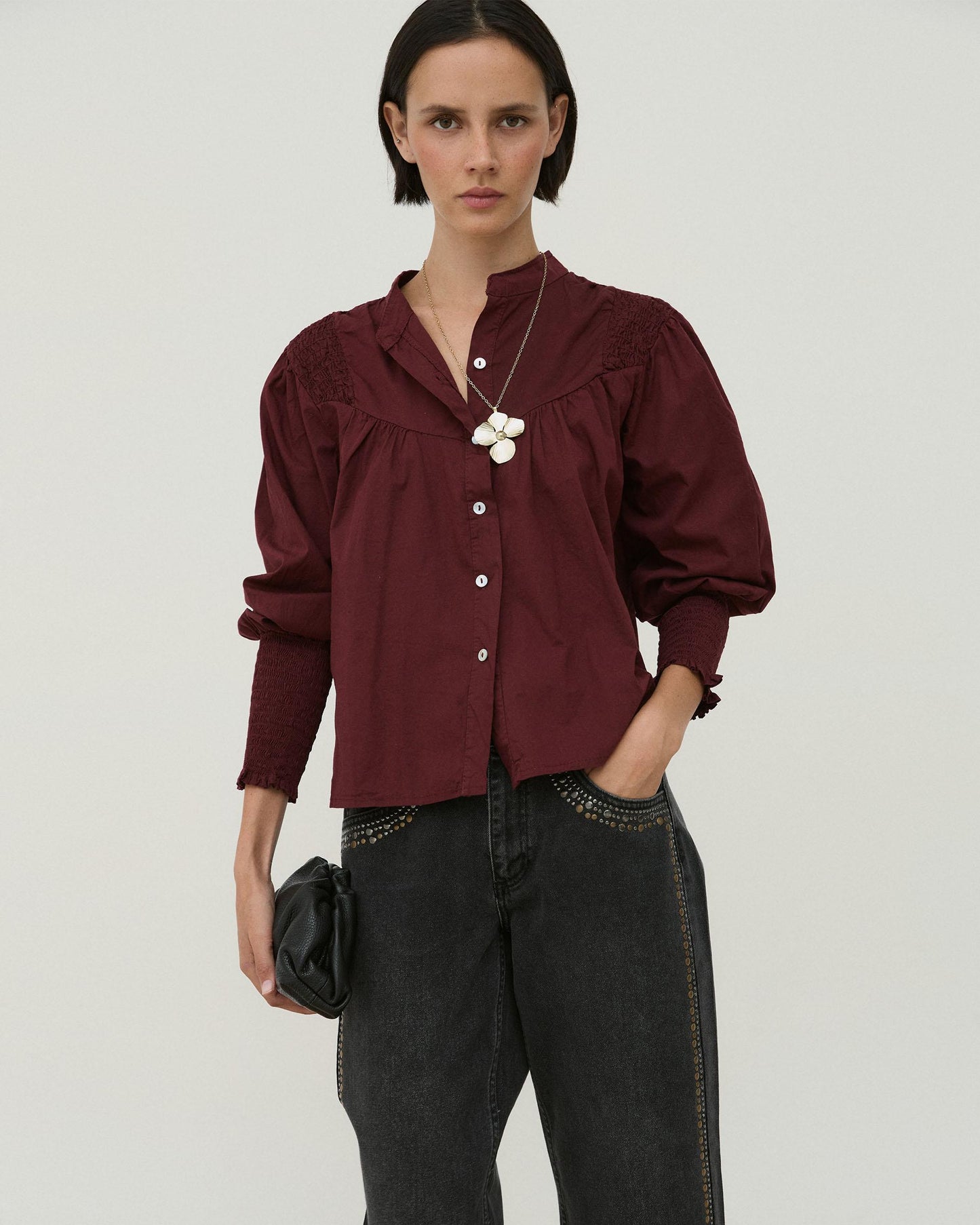 Blusa Detalles Nido De Abeja Granate