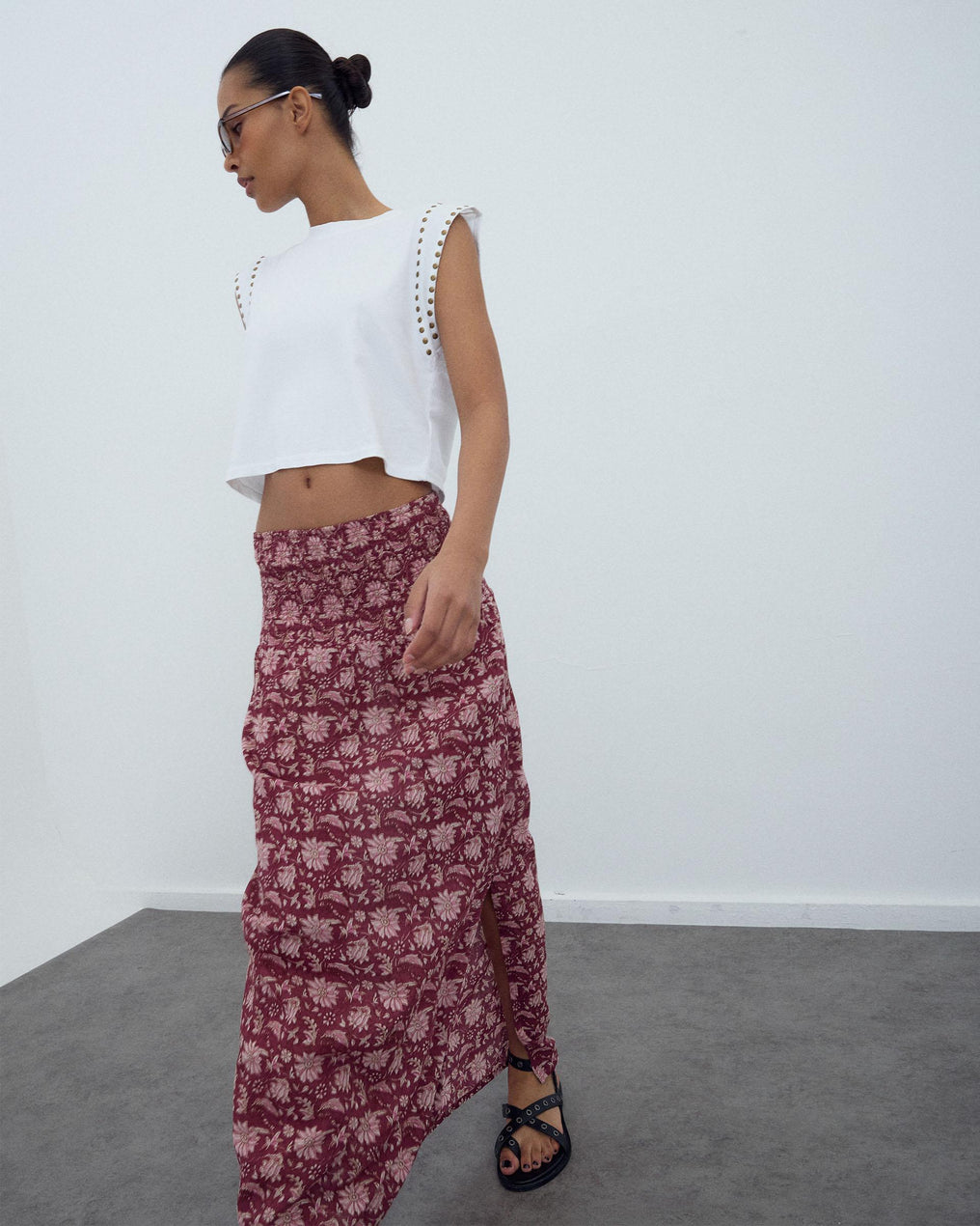 Long Honeycomb Skirt with Floral Print in Burgundy
