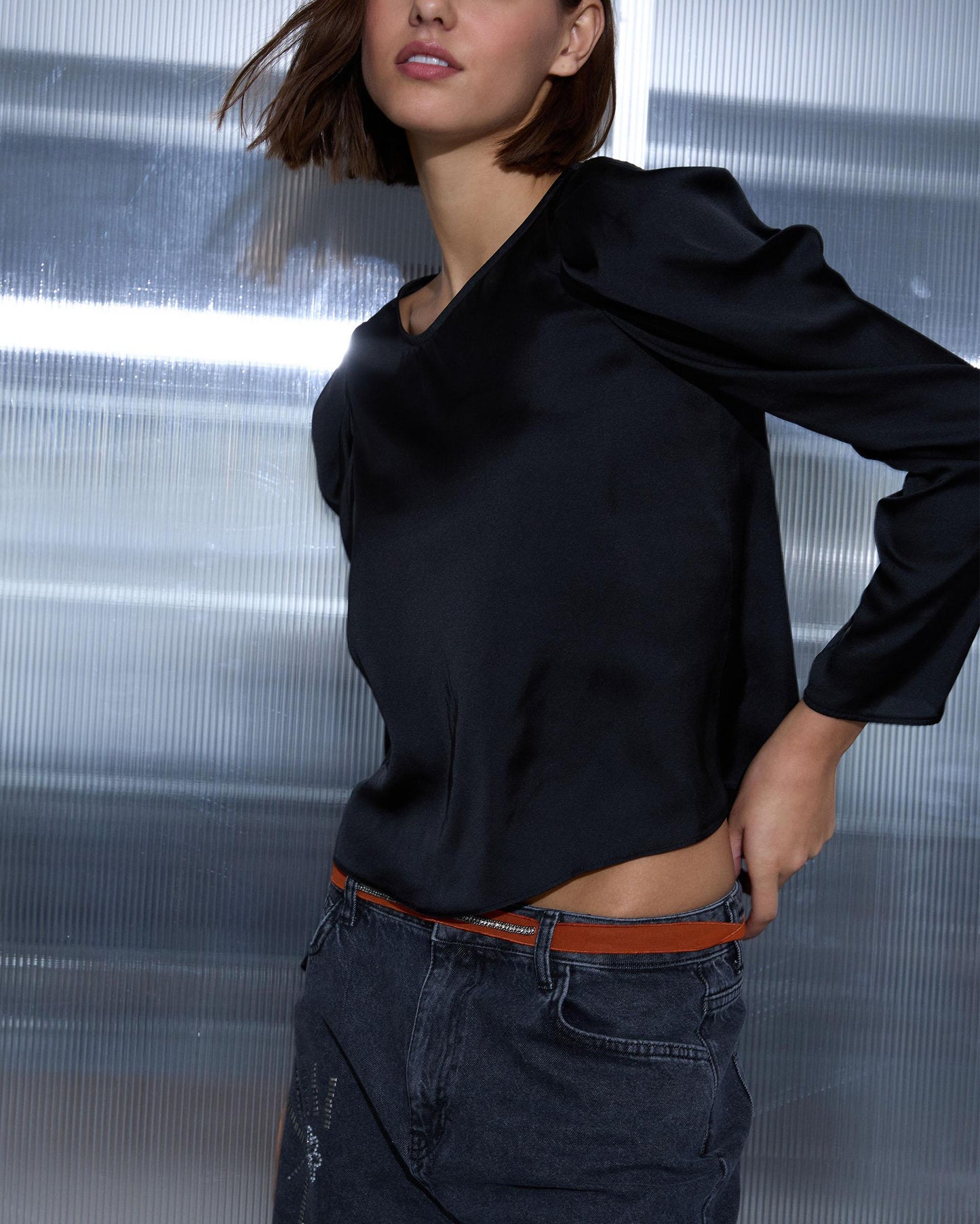 Blusa Manga Bufante Preta