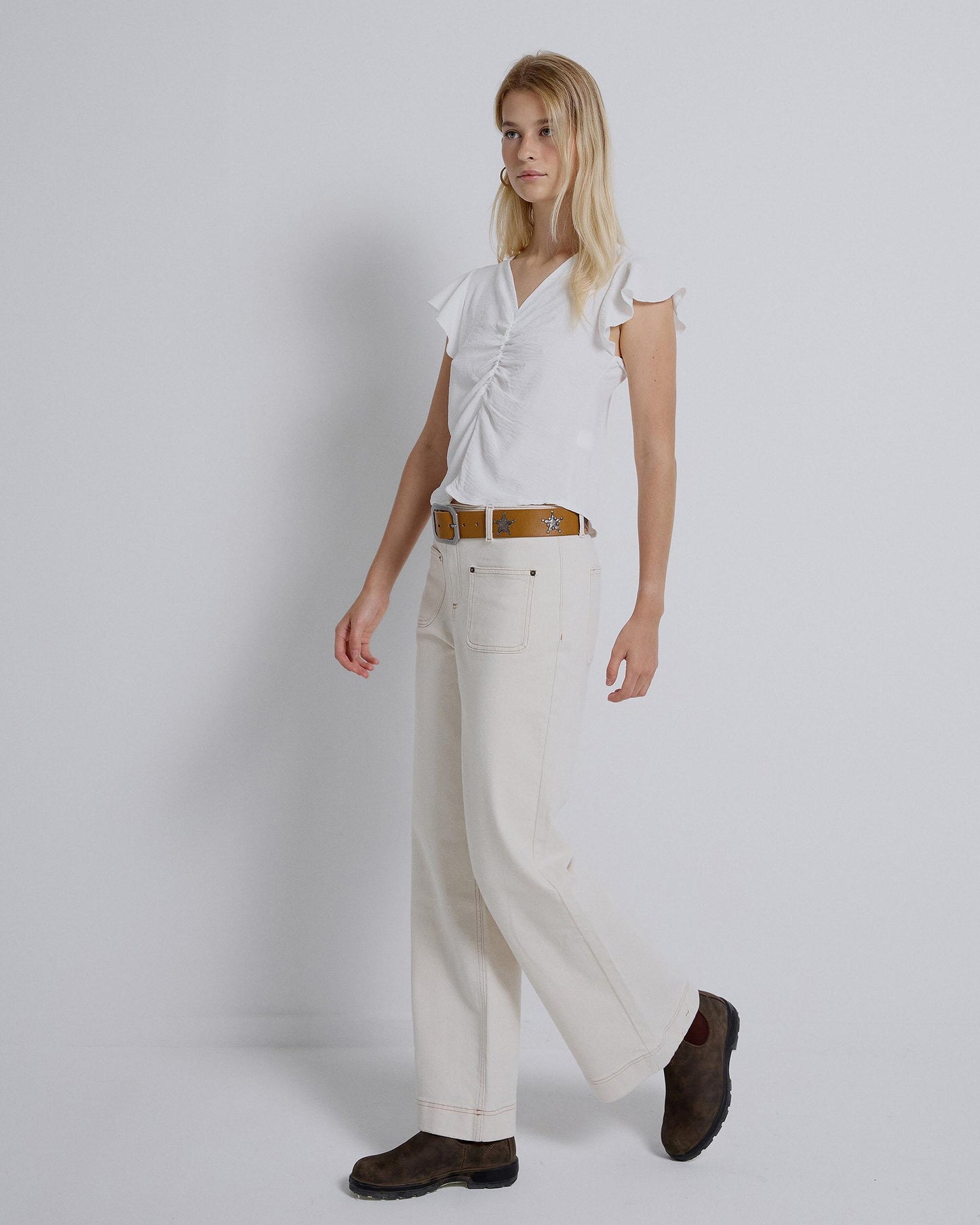 Blusa branca franzida manga curta