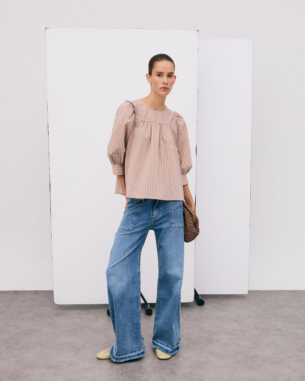 Blouse Rose à Rayures et Empiècement