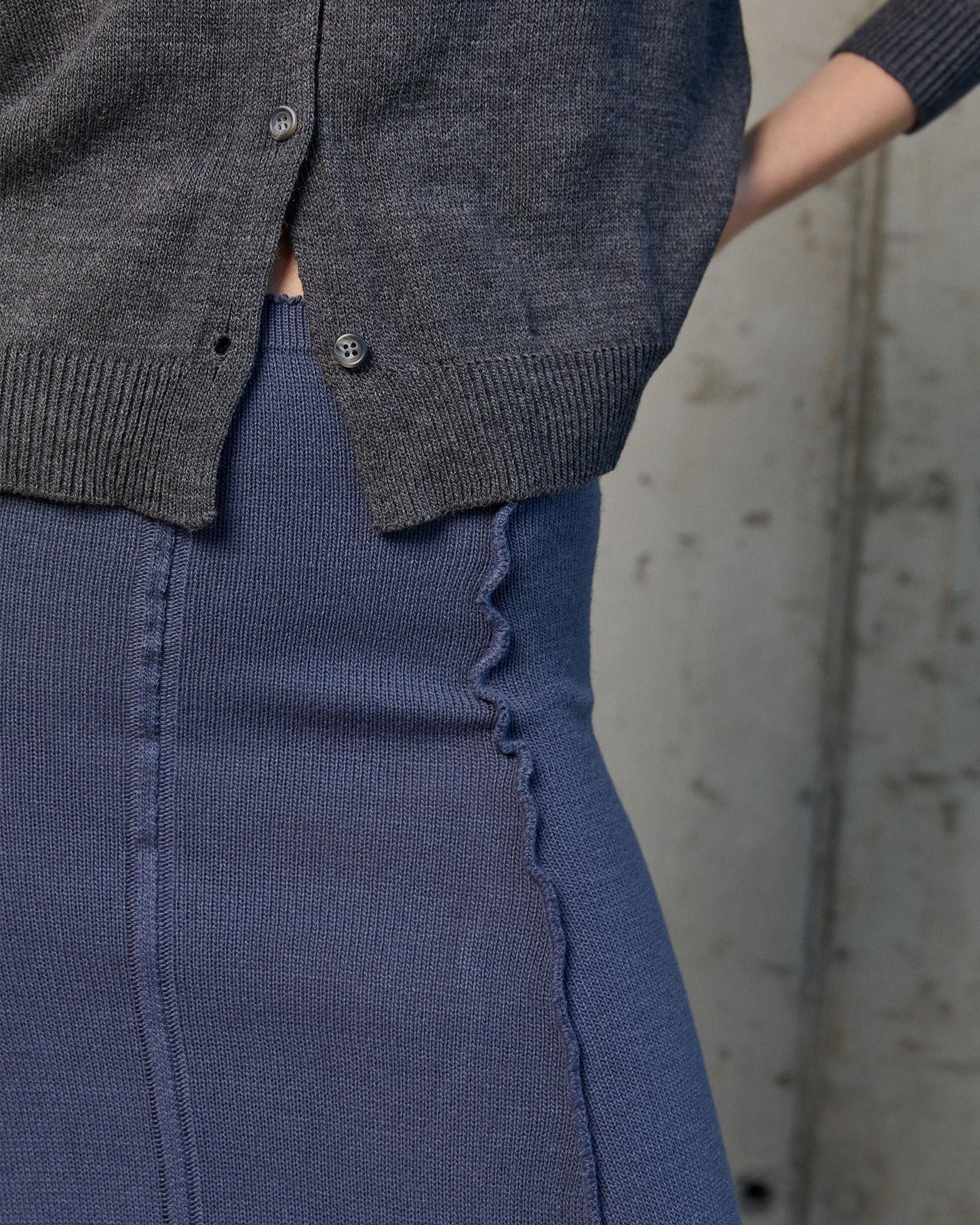 Falda Punto Nervios Azul Oscuro