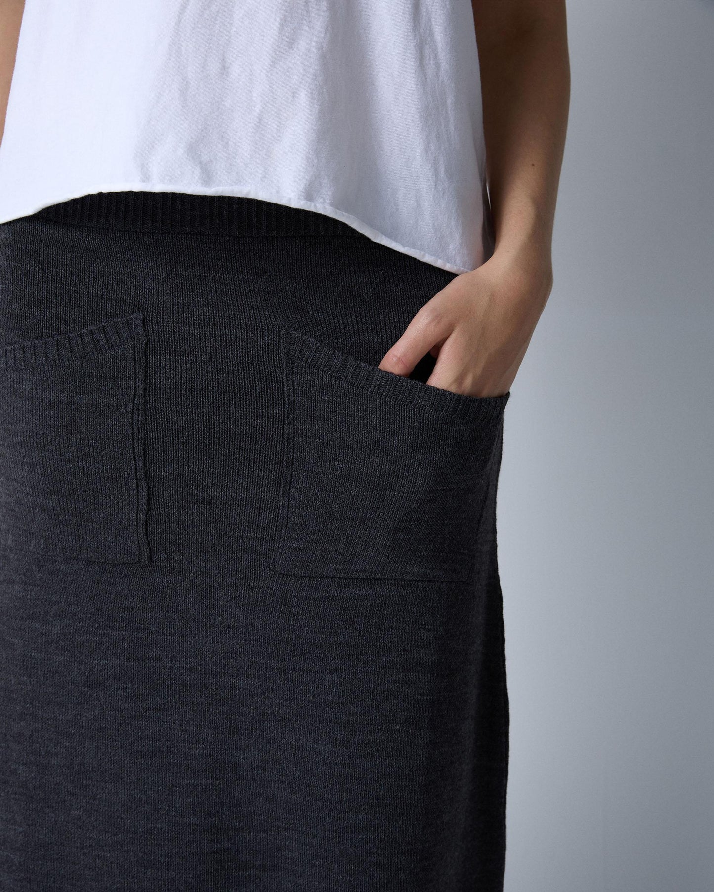 Falda Punto Bolsillos Antracita
