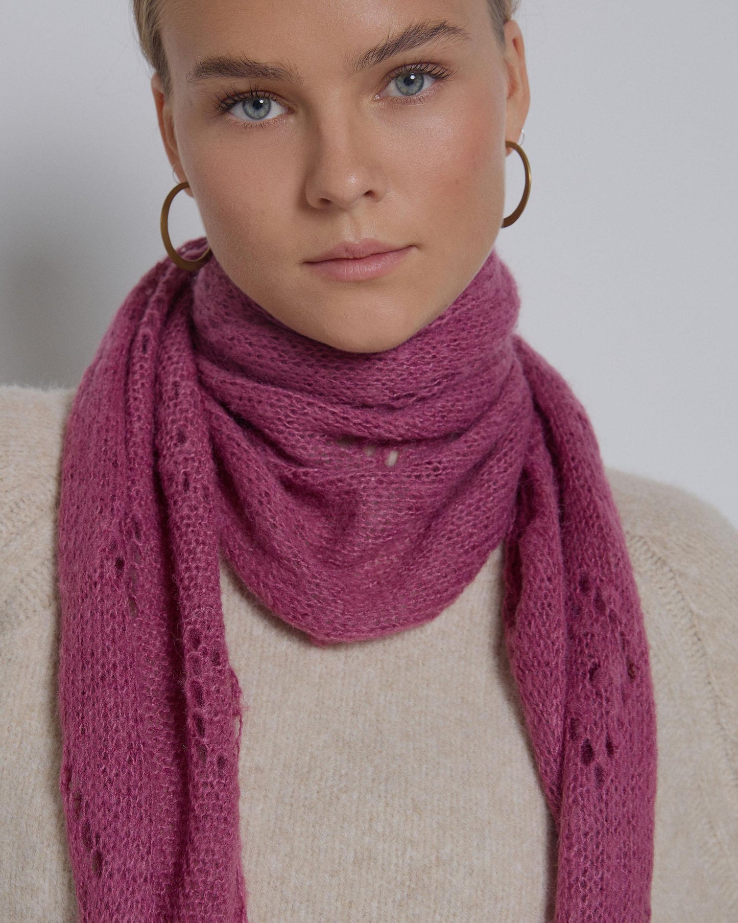 Bufanda Troquelada Rosa