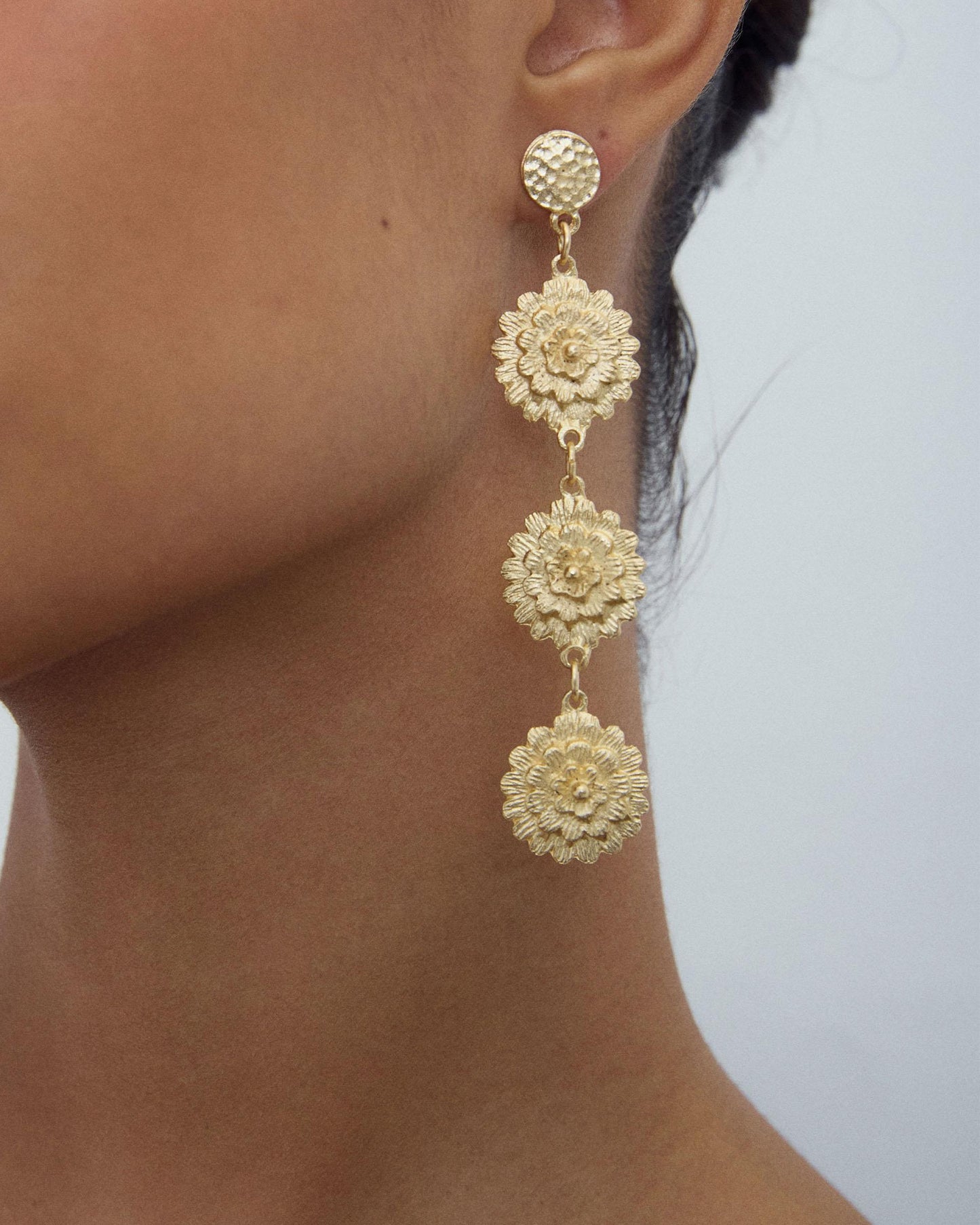 Pendientes Largos Flores Oro