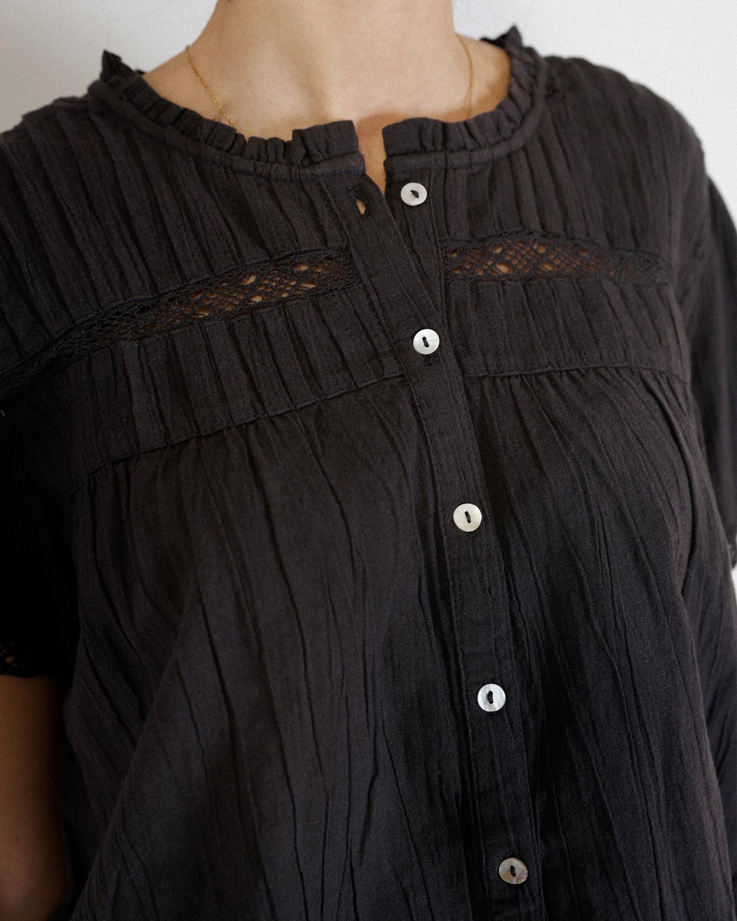 Blusa Manga Curta Renda Antracite