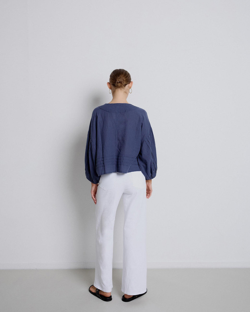 Jeans Bolsillos De Plastón Blanco