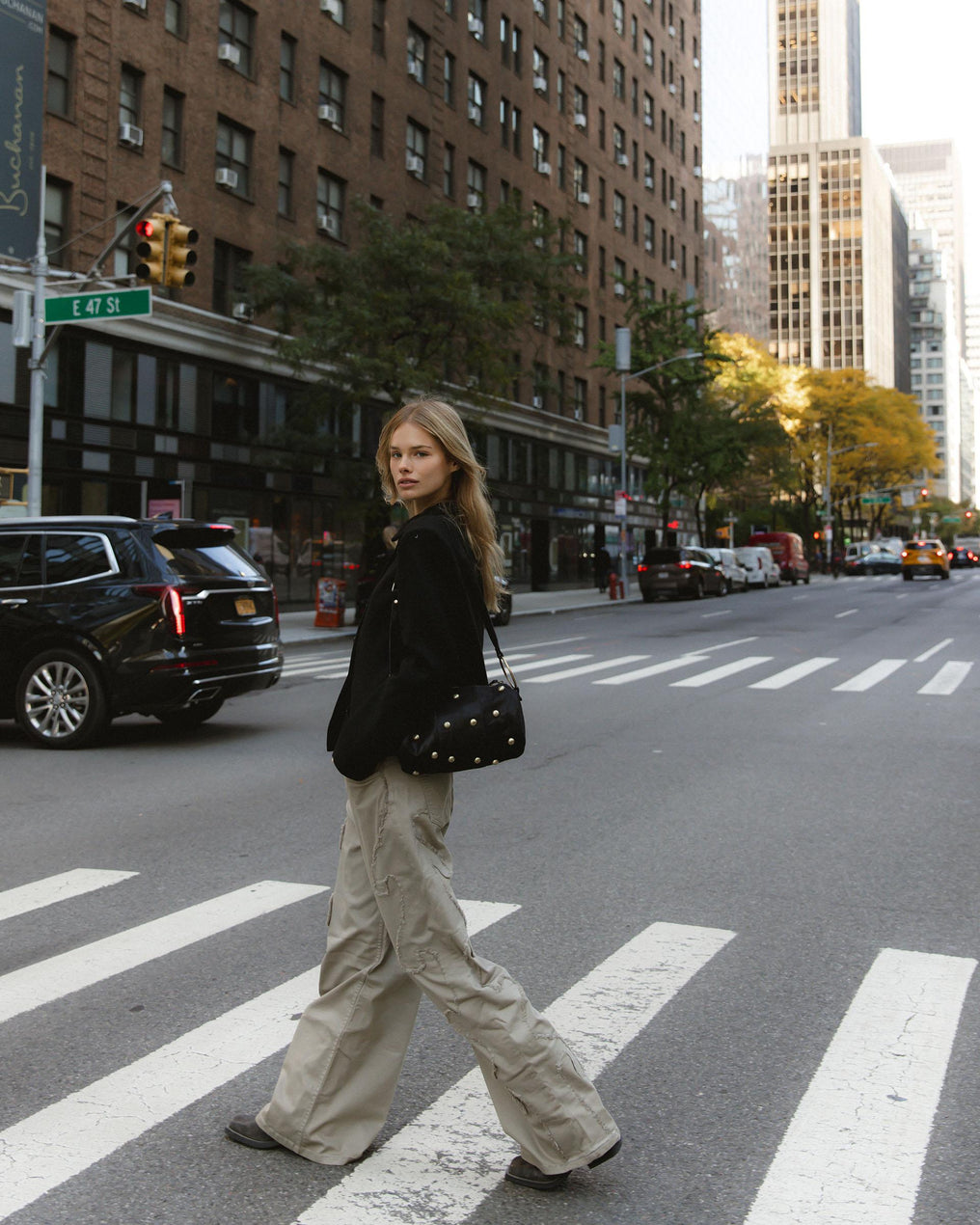 Casaco preto com gola Mao e mistura de lã