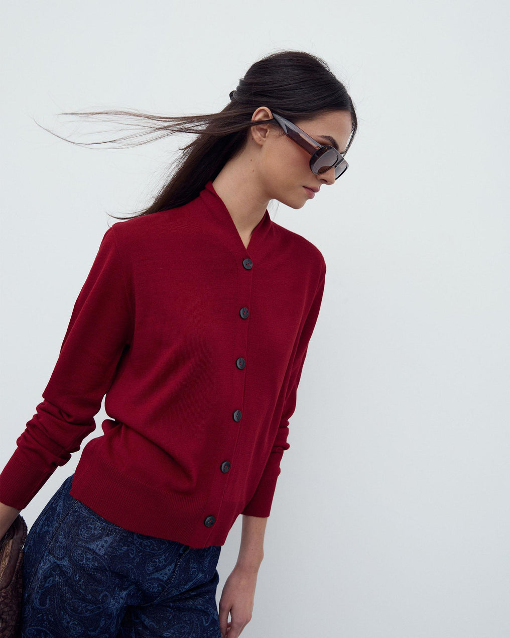 Chaqueta Punto Cuello Subido Pico Granate