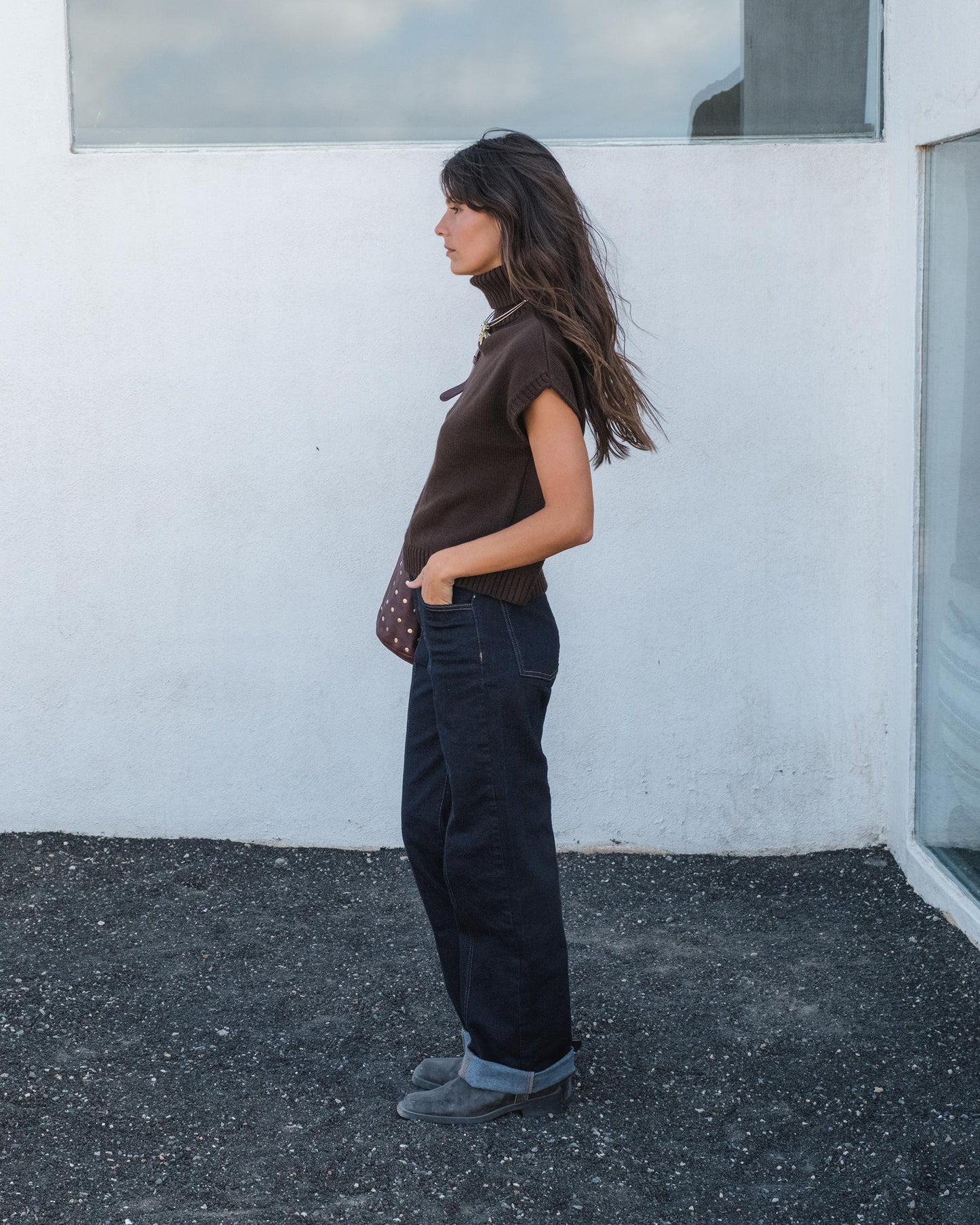 Colete de gola alta castanho