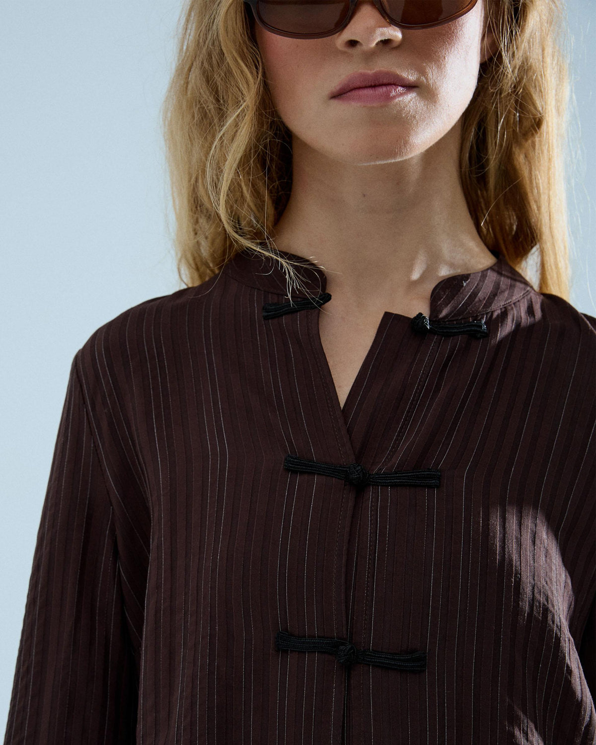 Blusa Tejido Rayas Alamares Marrón
