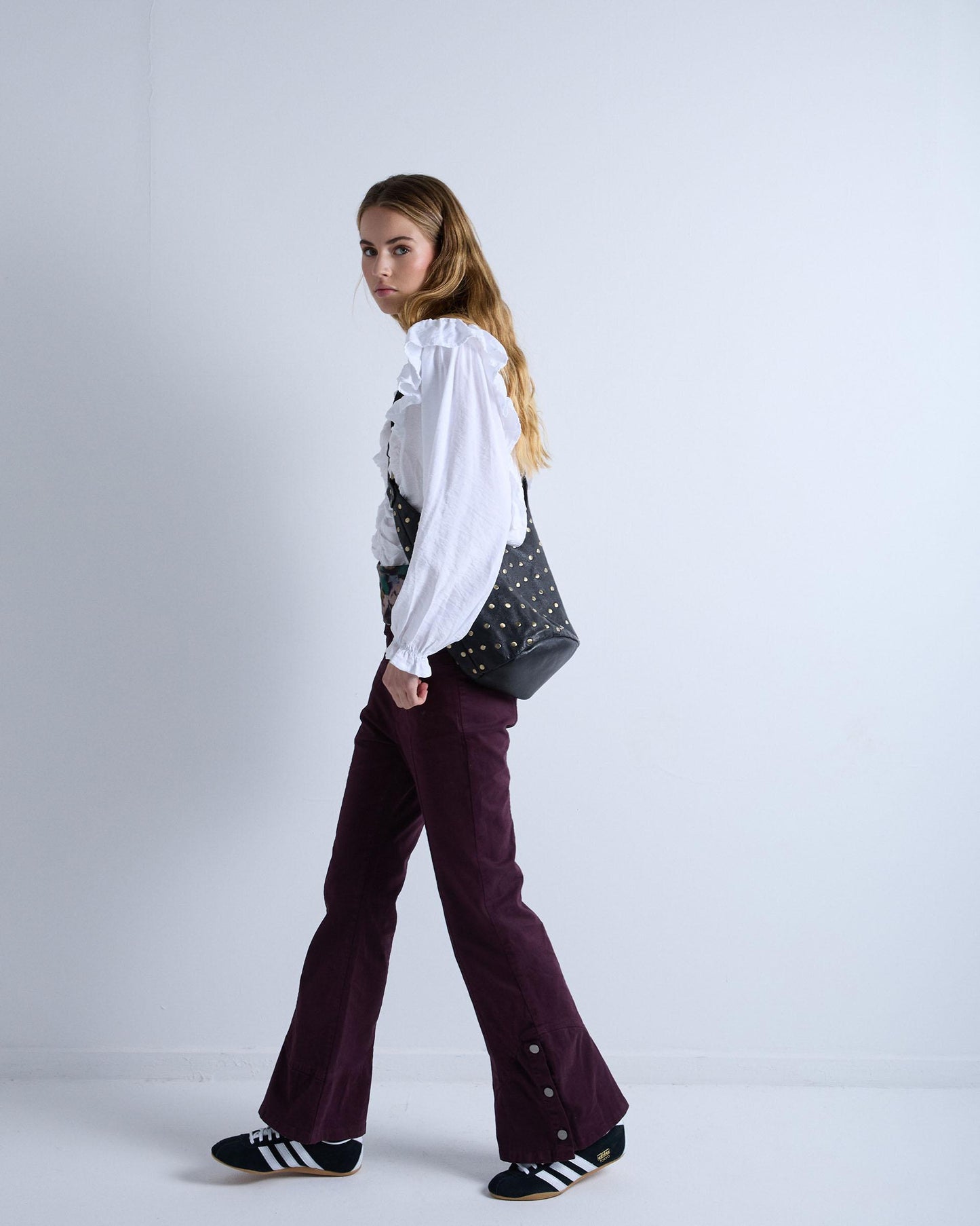 Jeans with Button Stitching and Burgundy Hem