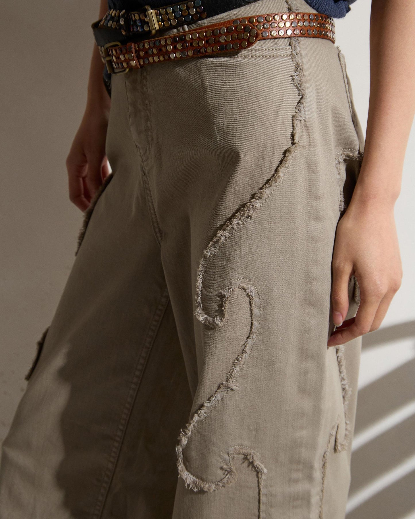 Khaki Side Frayed Jeans
