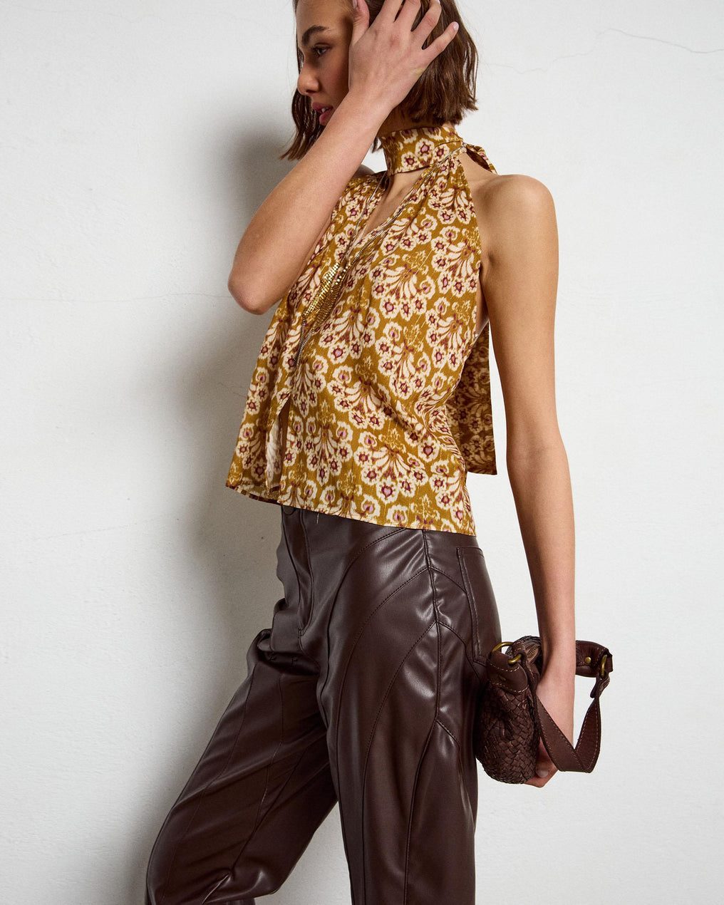 Top Abertura Estampado Mostaza