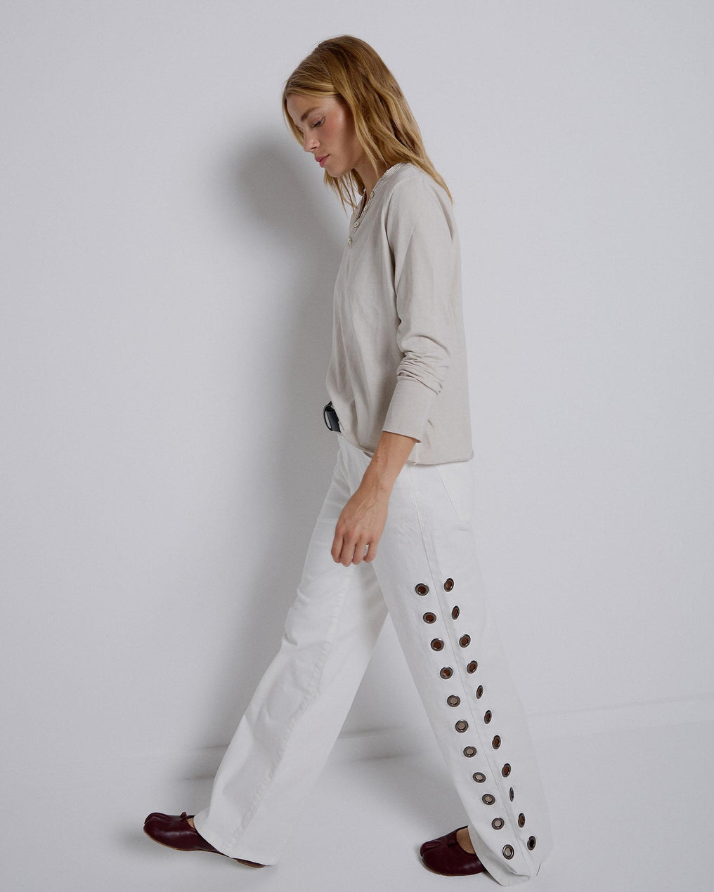 White Side Ring Jeans