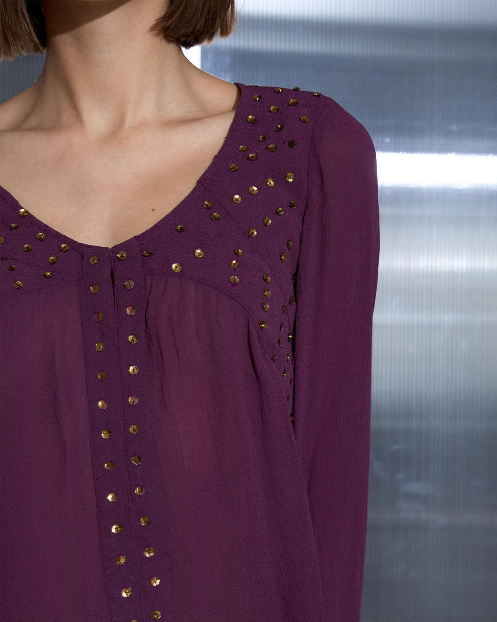 Blusa Lentejuelas Canesú Morado