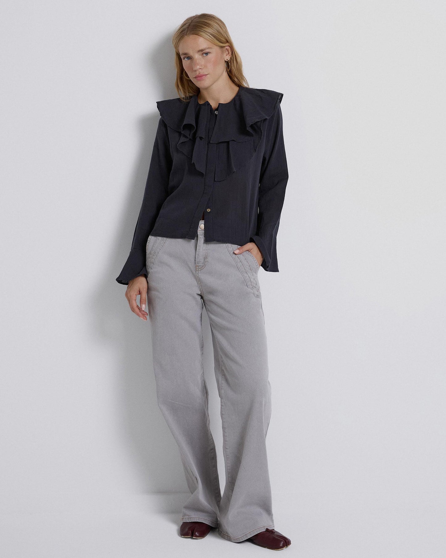 Blusa Volantes Asimétricos Antracita