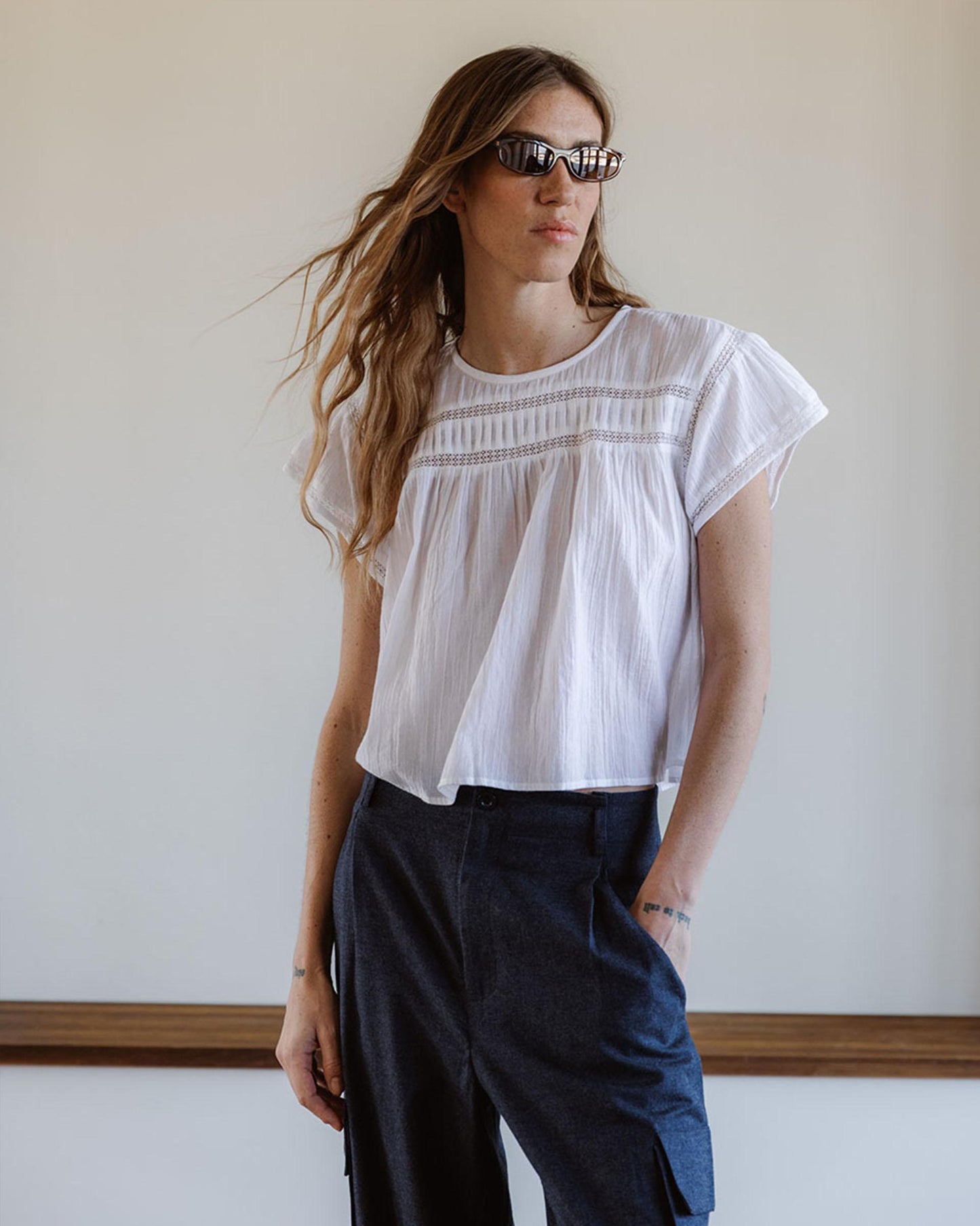 Blusa Manga Corta Puntillas Delantero Blanca