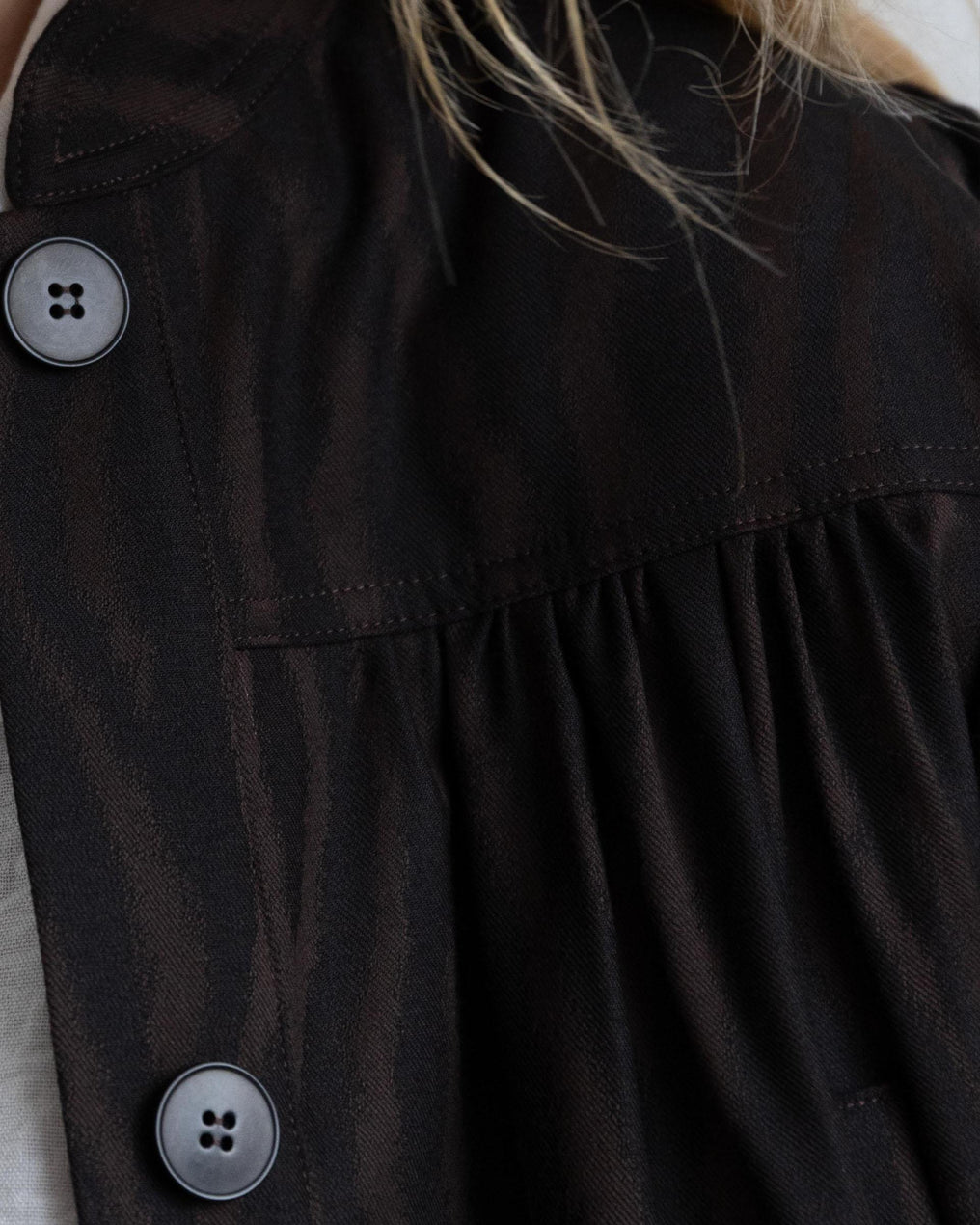 Bomber Canesú Estampado Animal Print Marrón