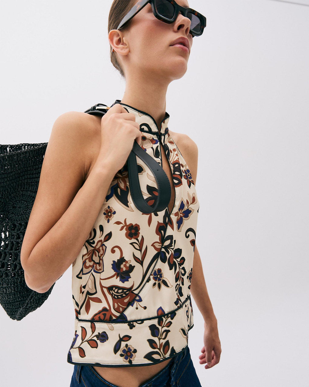 Top Cuello Subido Lágrima Estampado Floral Crudo